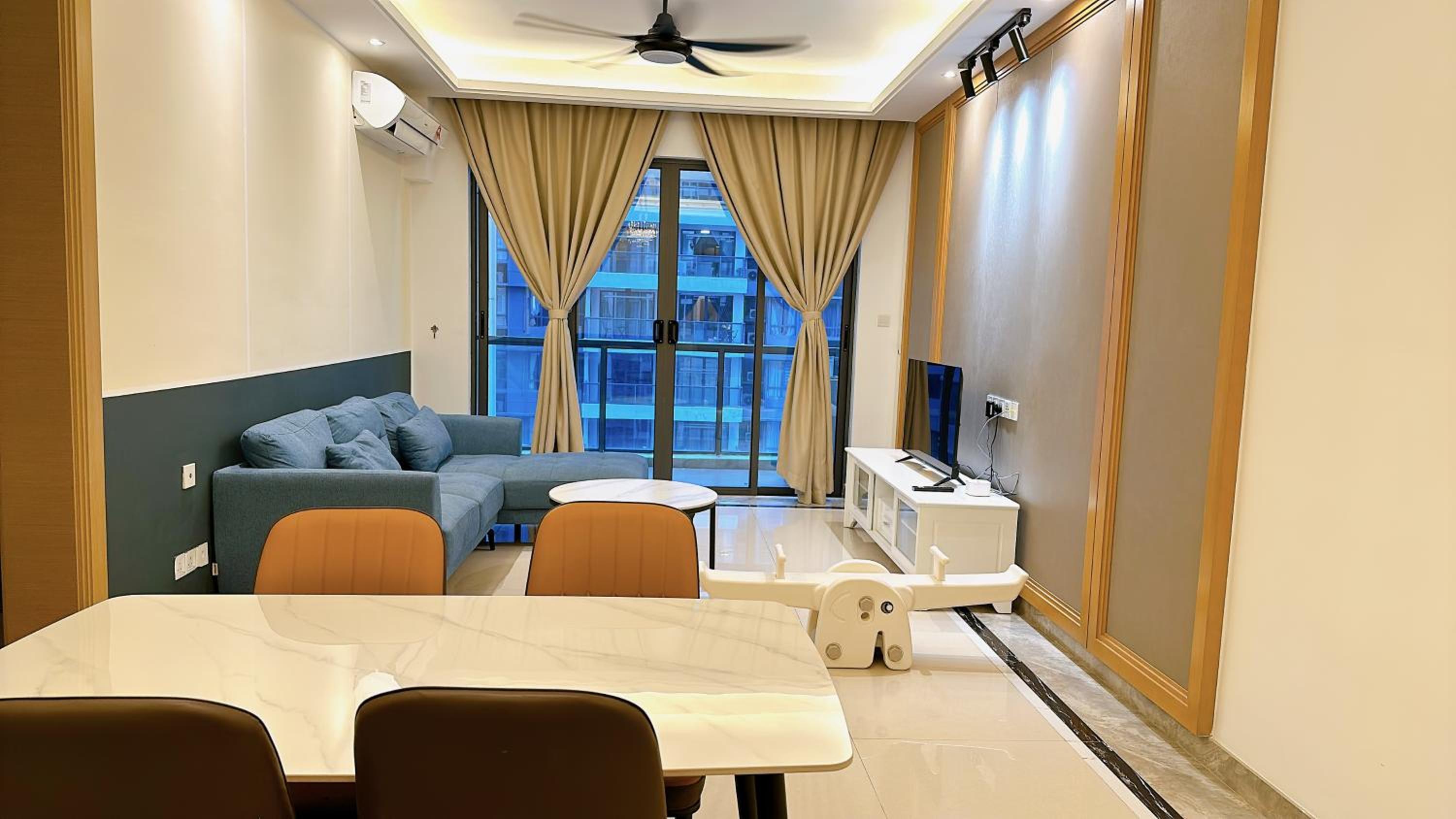 R&F Princess Cove by Cactus Homestay