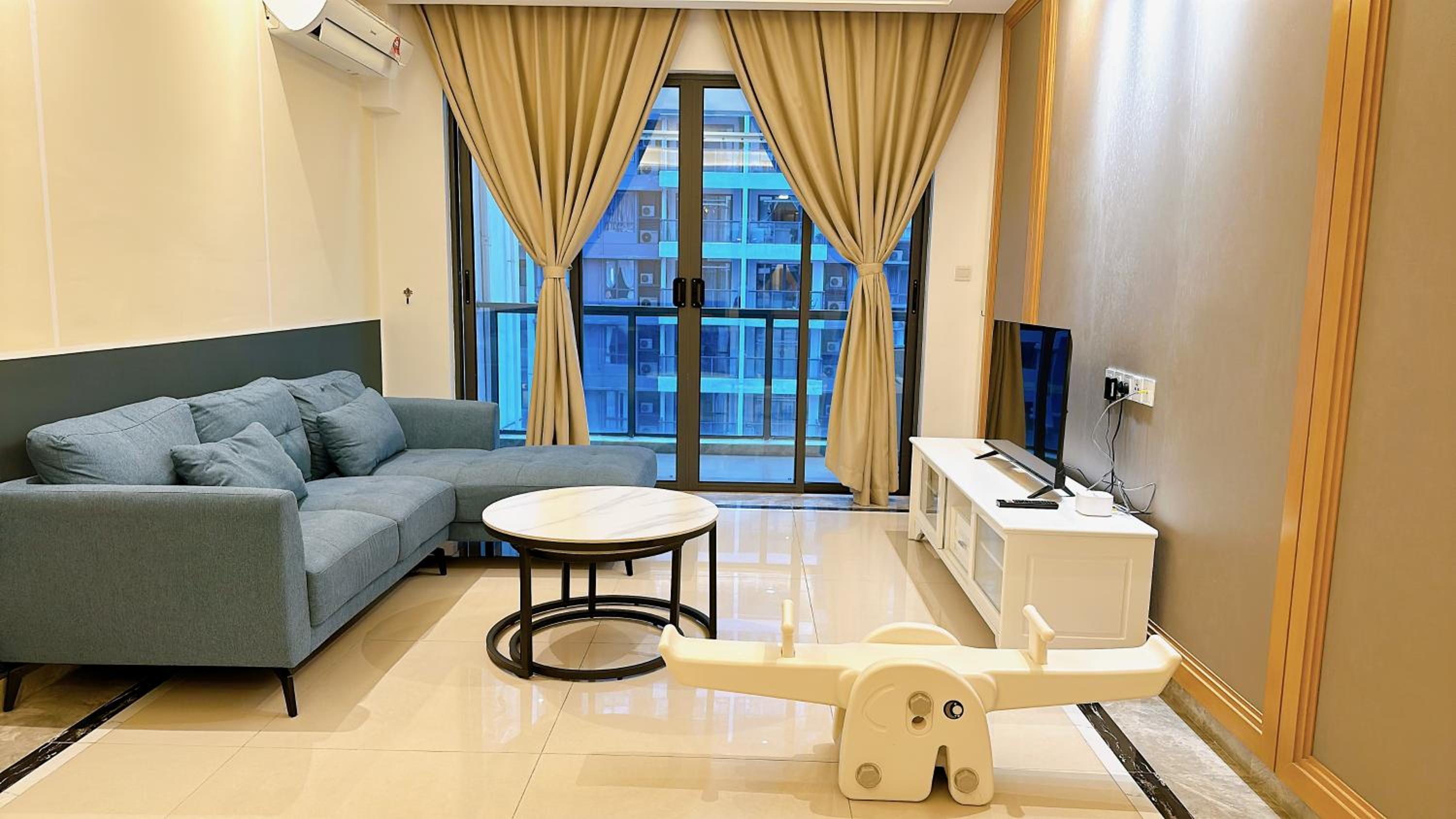 R&F Princess Cove by Cactus Homestay