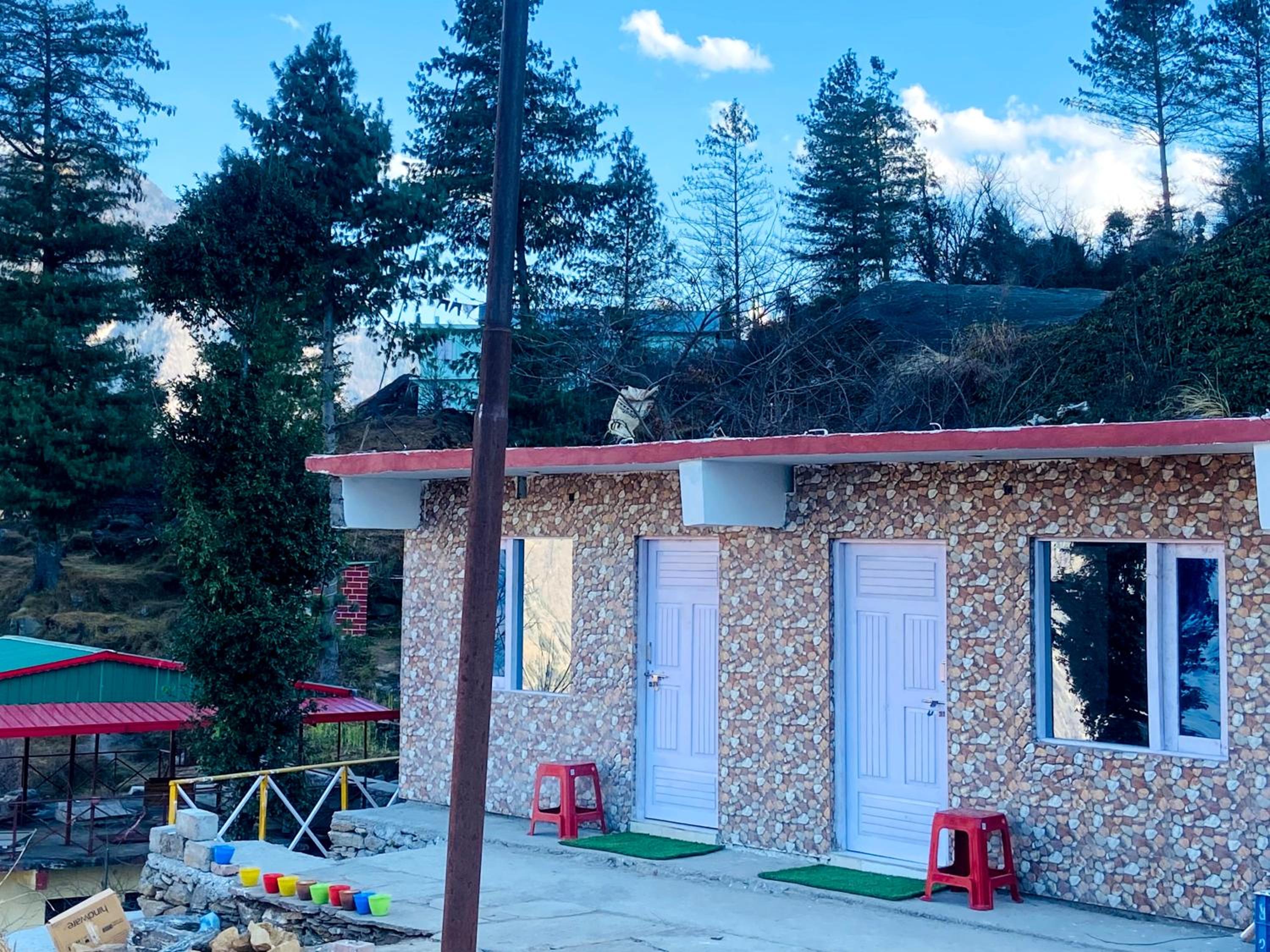mountain homestay auli badrinath view 2