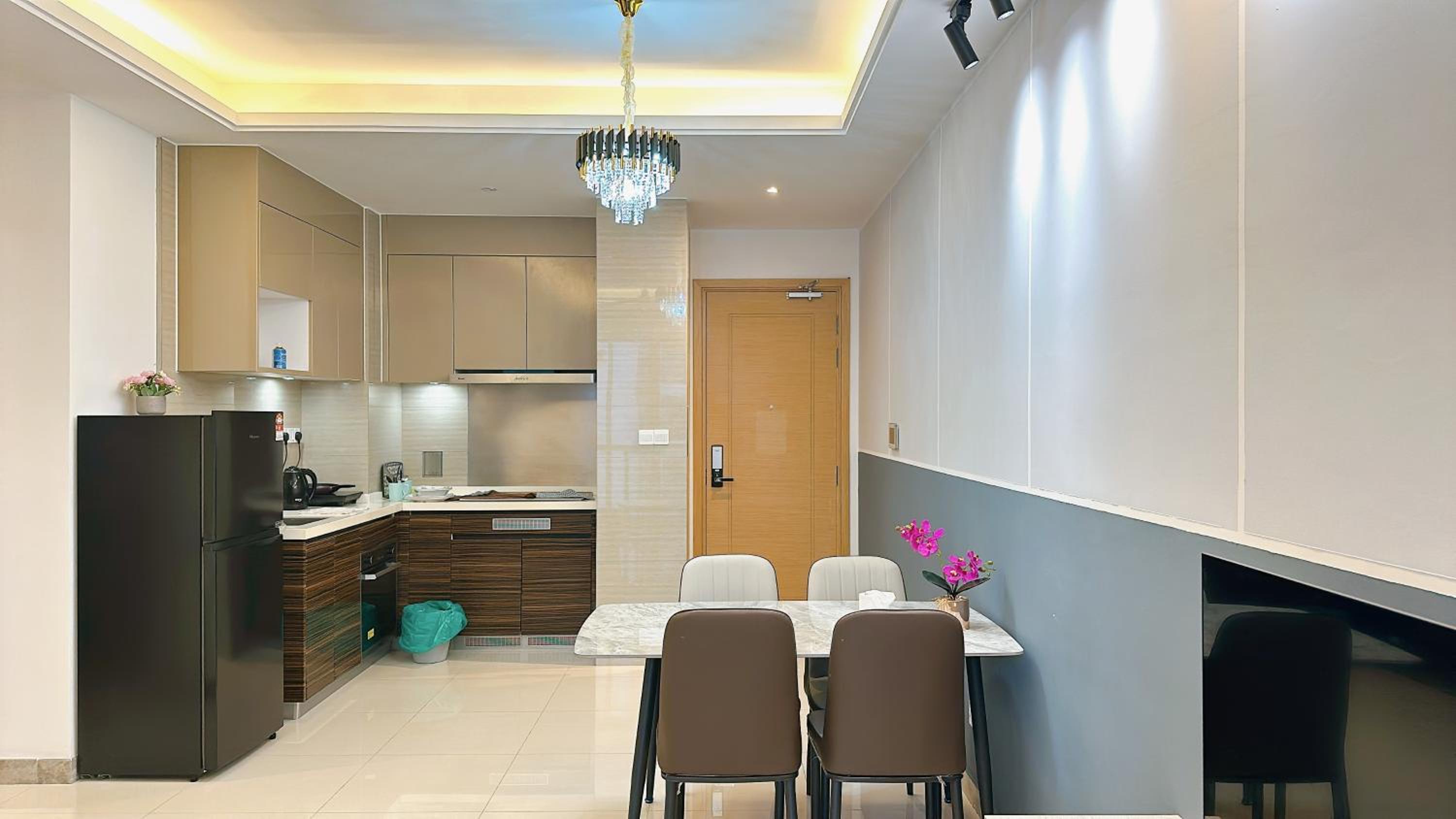 R&F Princess Cove by Cactus Homestay