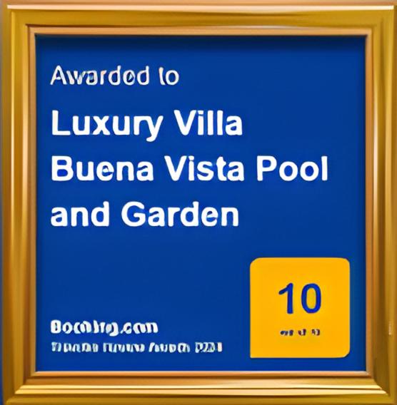 Luxury Villa Buena Vista Pool and Garden