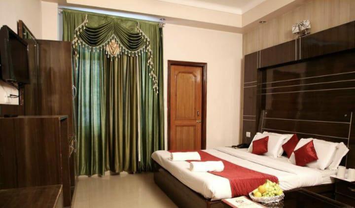 Vipul Palace, katra