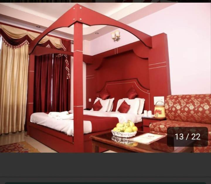 Vipul Palace, katra