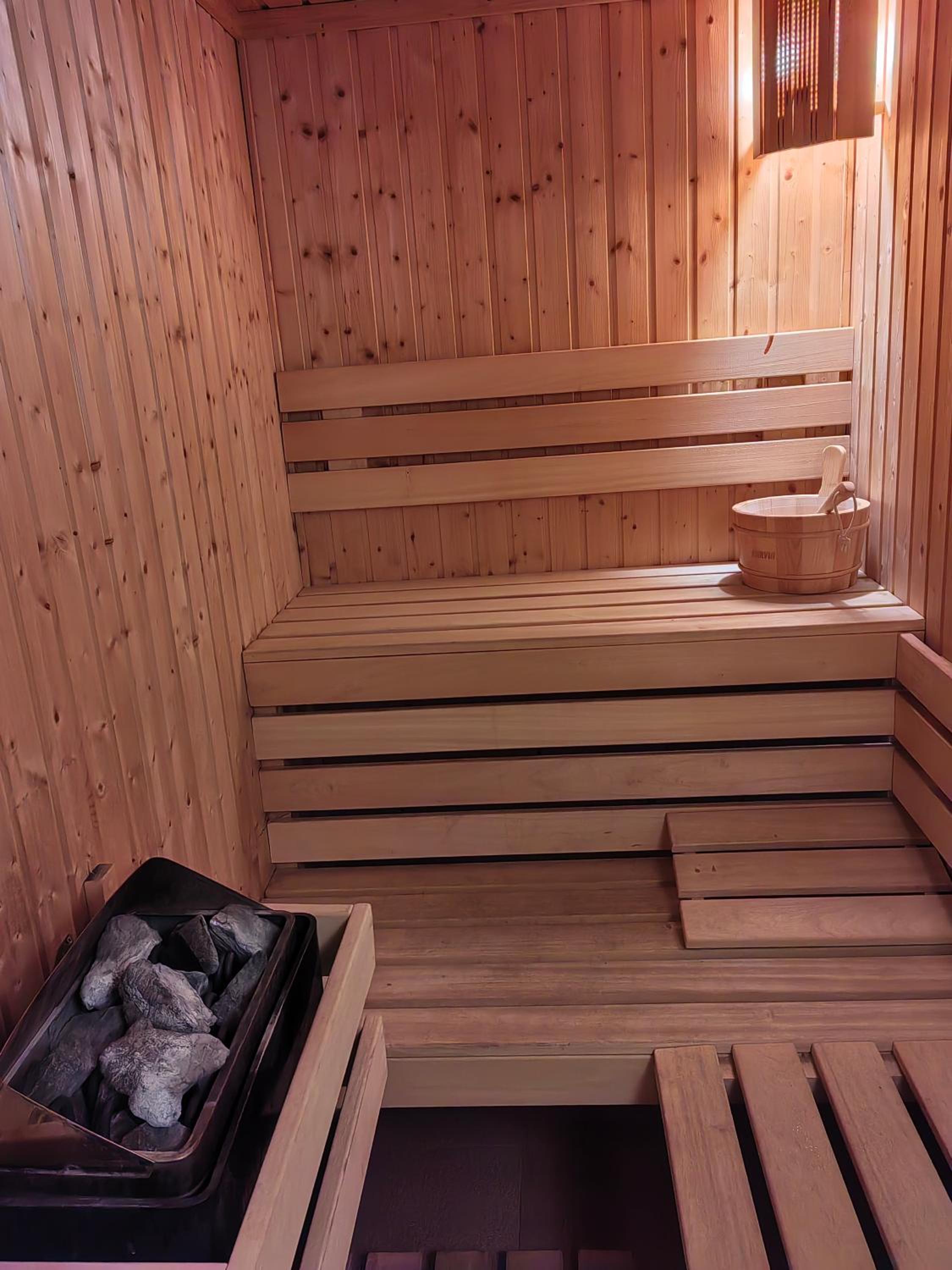 Villa Deja Vu Private Jacuzzi & Sauna, Fireplace, 3 Bedrooms, near Bansko