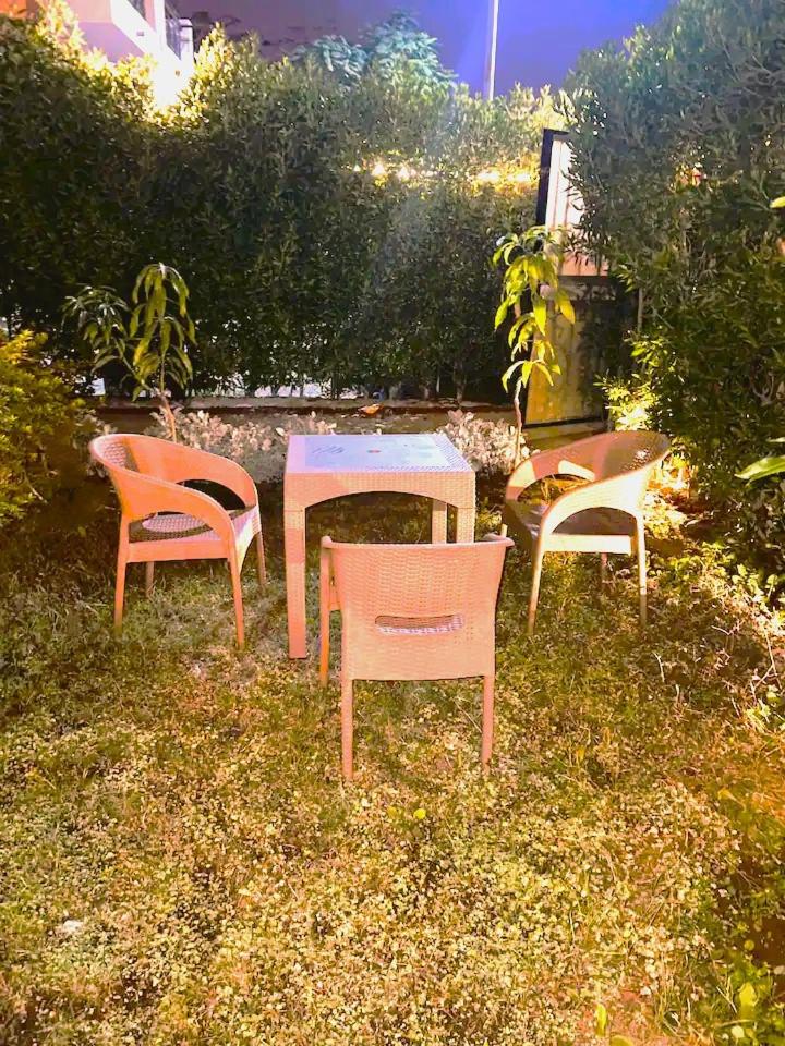 Garden Apartment in Sheikh Zayed Private Entrance 24h Security