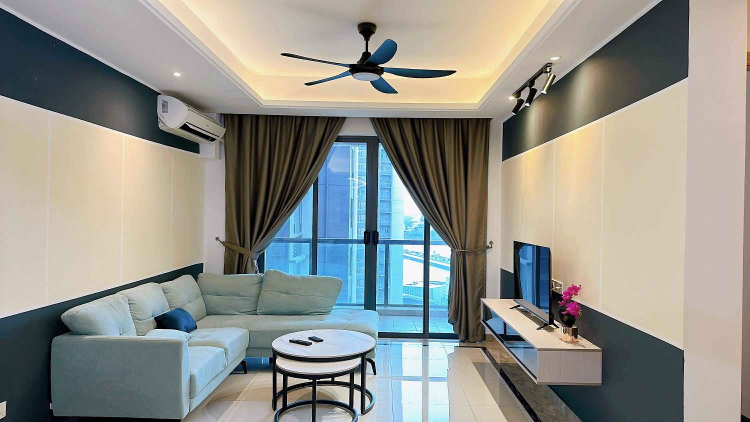 R&F Princess Cove by Cactus Homestay
