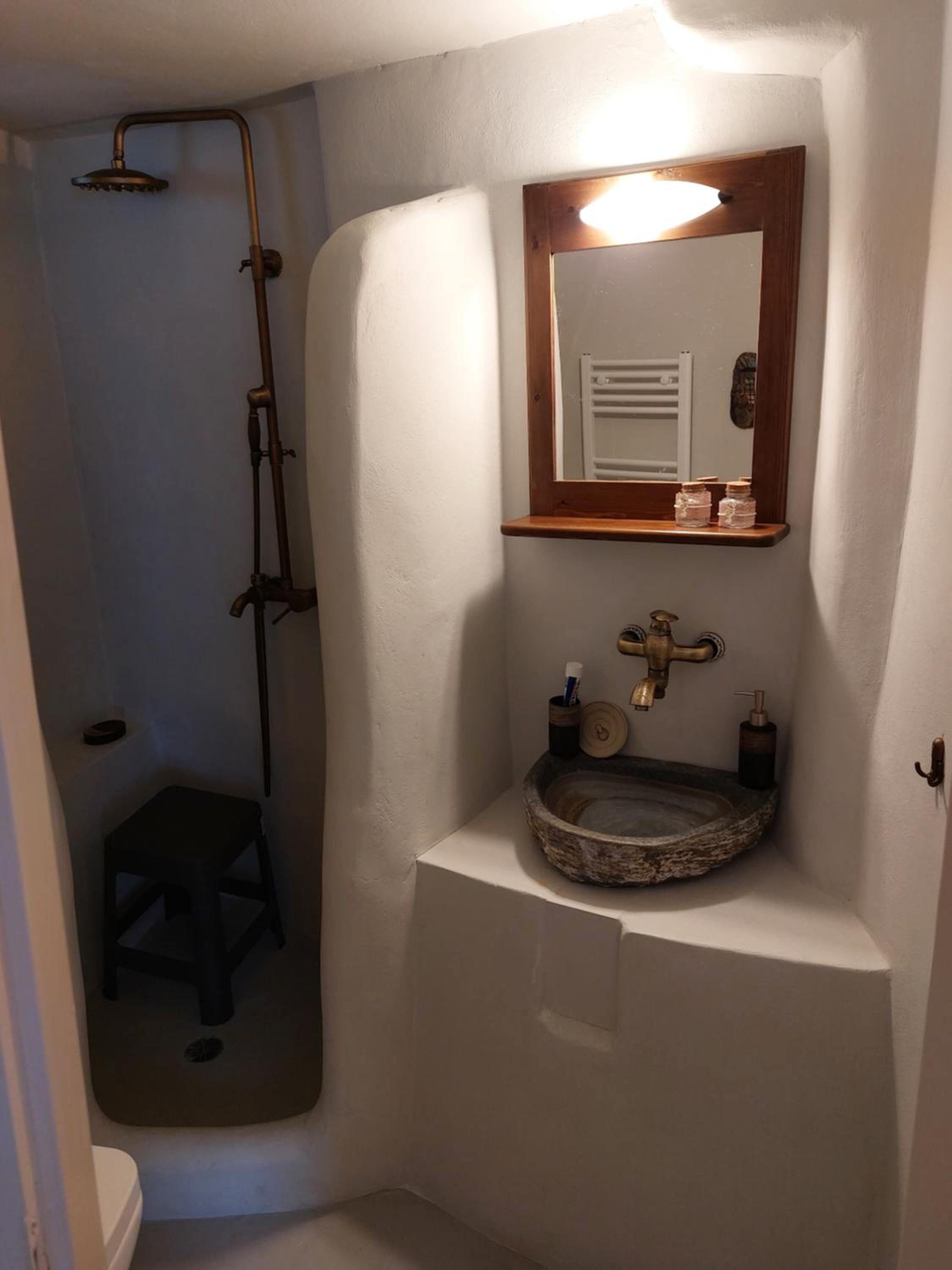 Emily's Guest House