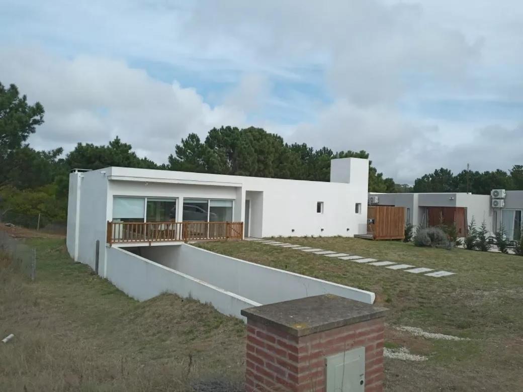 Alquilo Casa en Costa Esmeralda