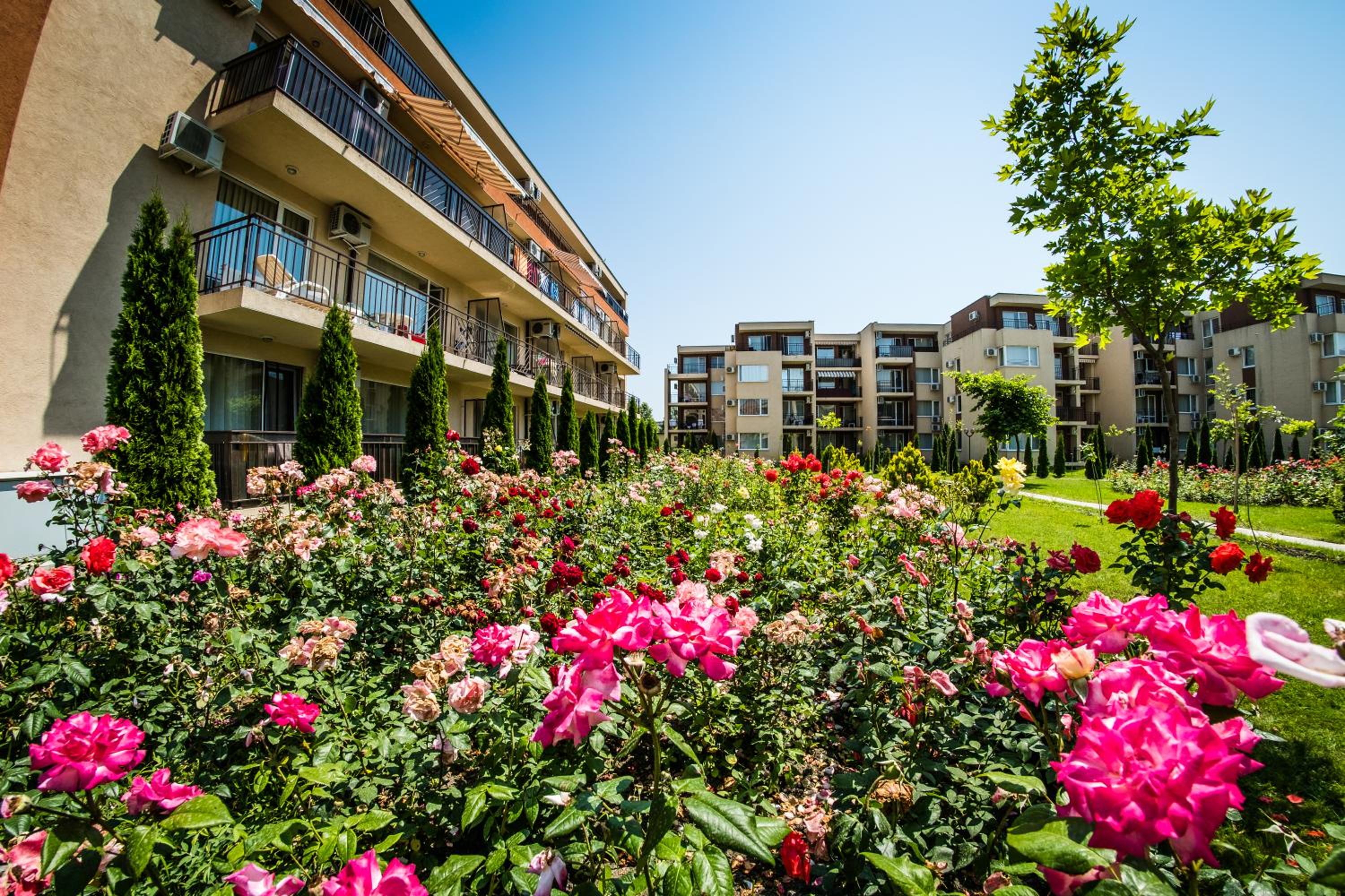 Holiday Garden Resort