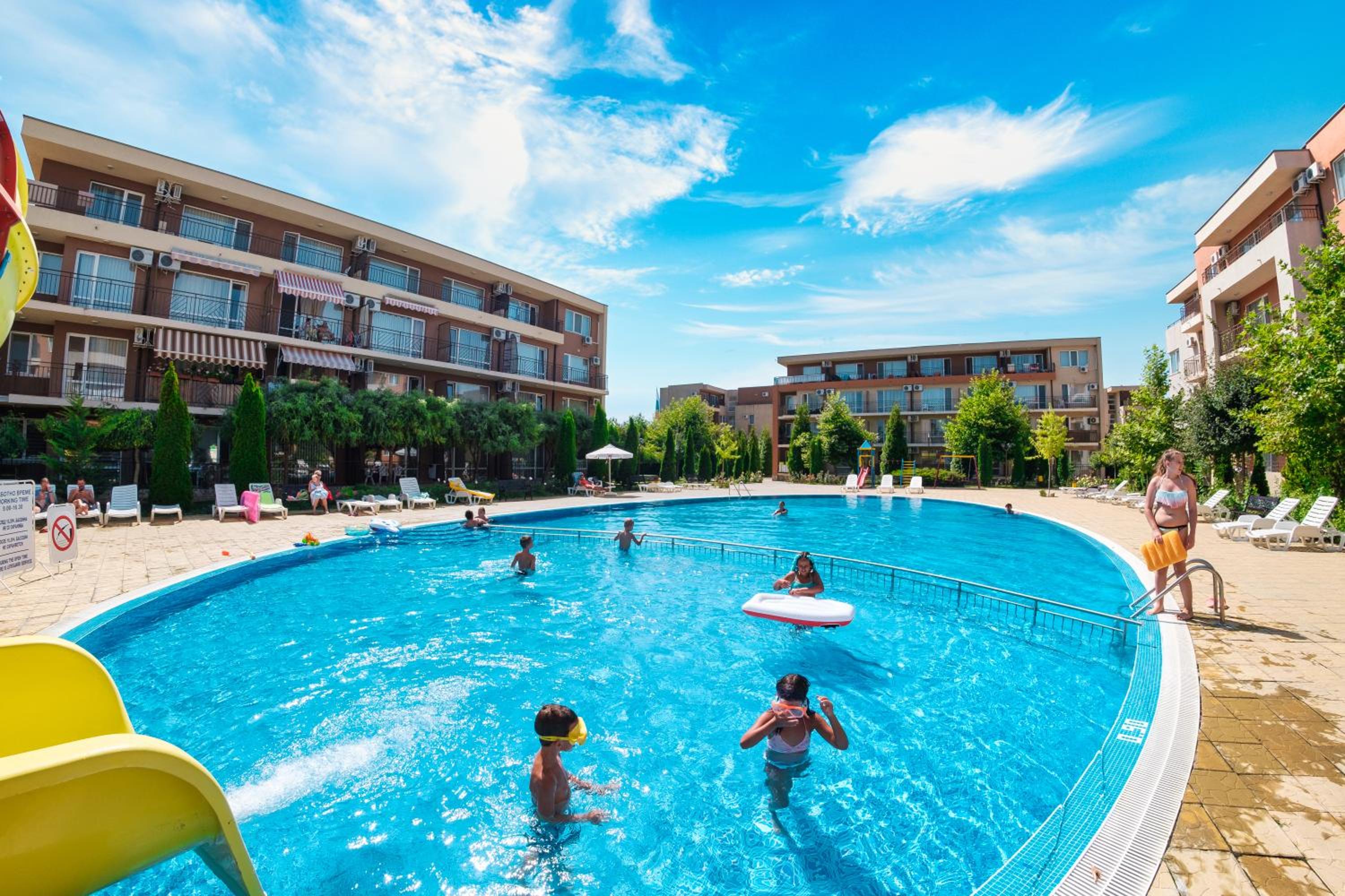 Holiday Garden Resort