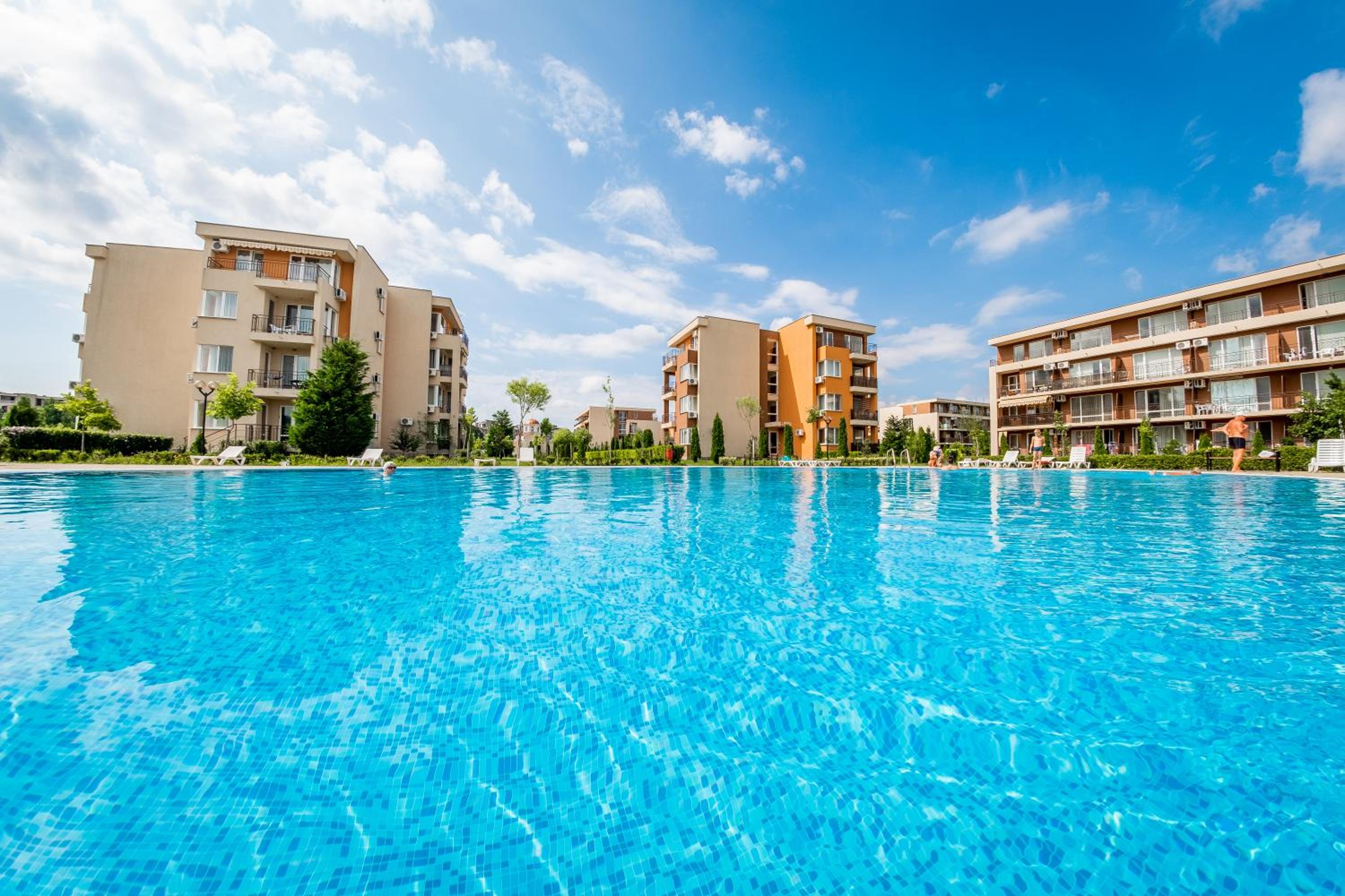 Holiday Garden Resort