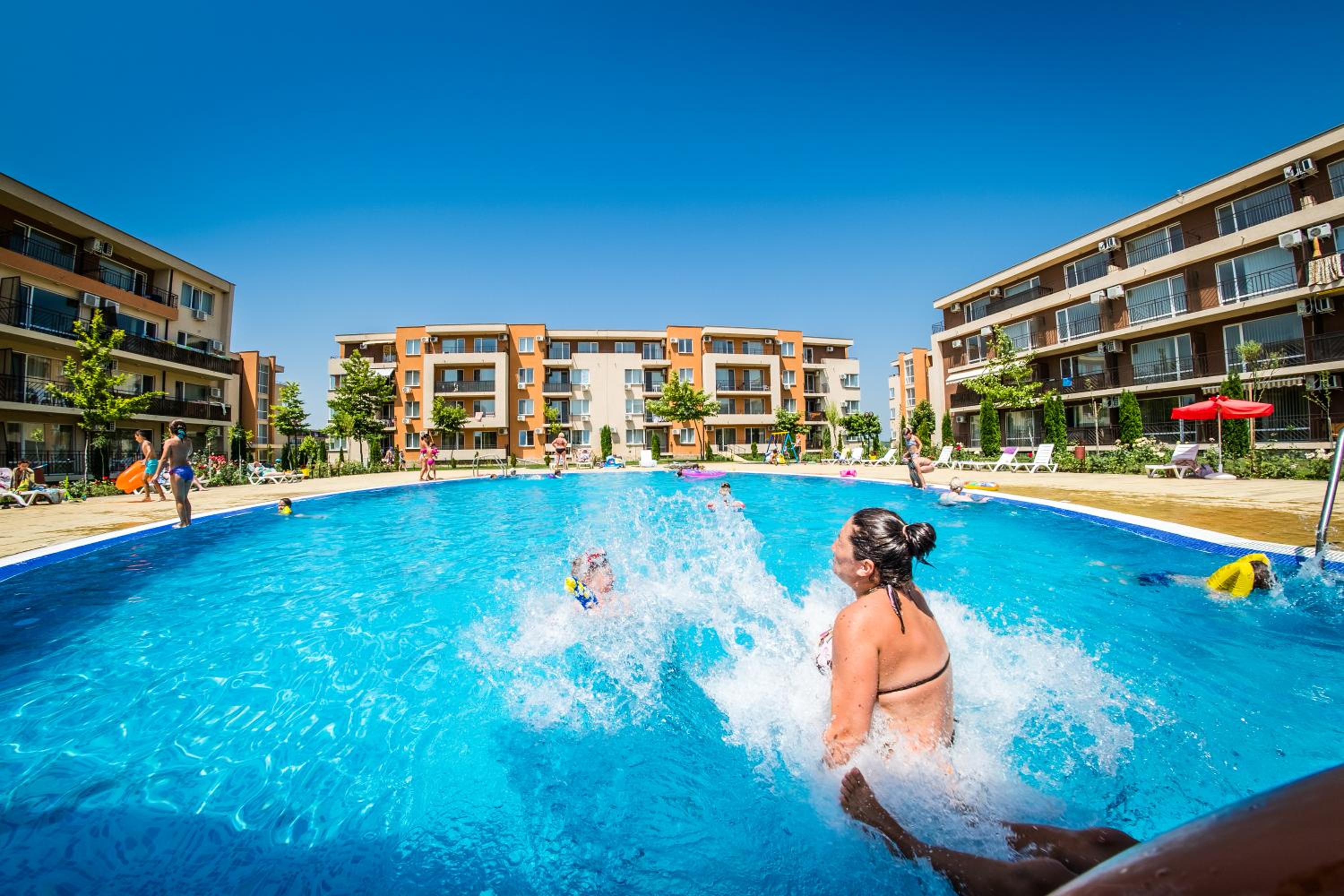 Holiday Garden Resort