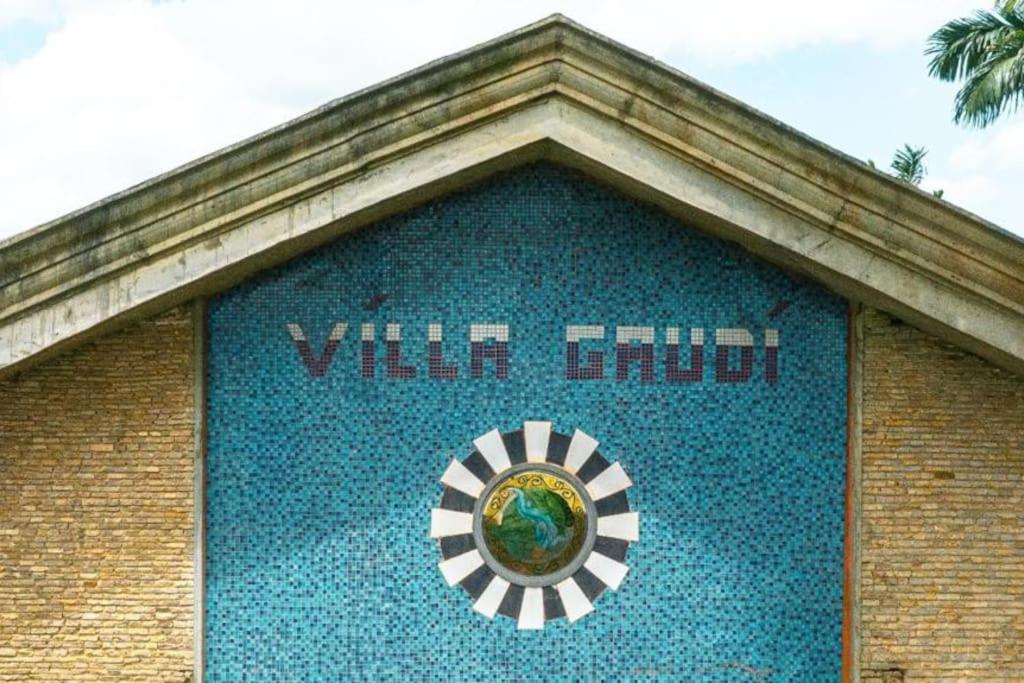 Villa Gaudi (Gaoudi)