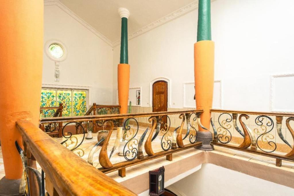 Villa Gaudi (Gaoudi)