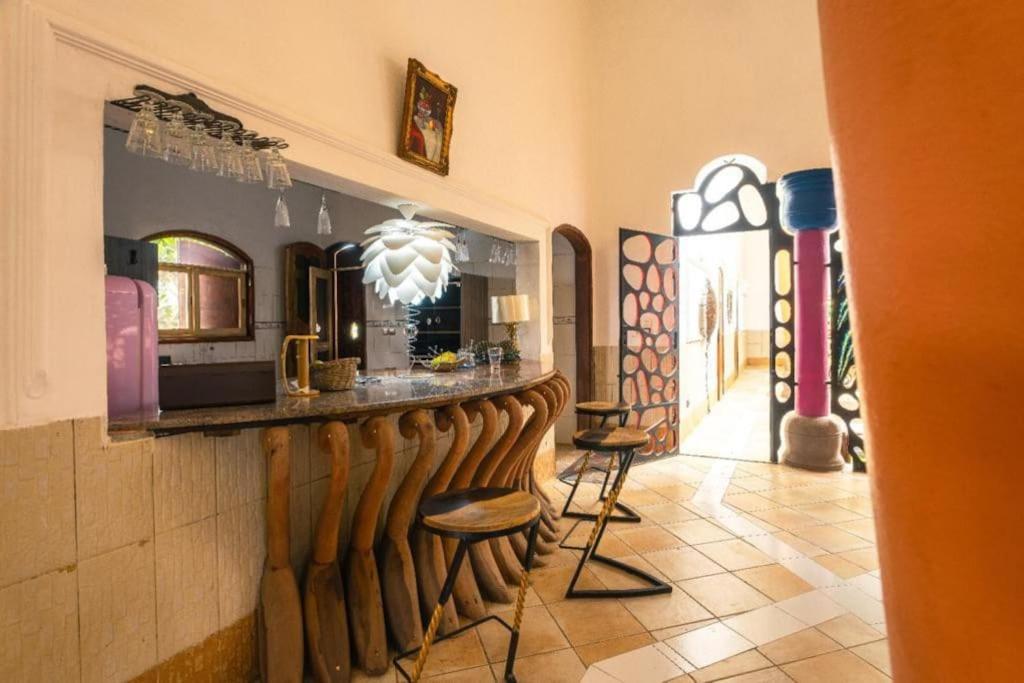 Villa Gaudi (Gaoudi)