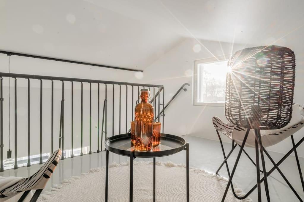 Kotimaailma - Furnished Apartment in Vantaa with key code