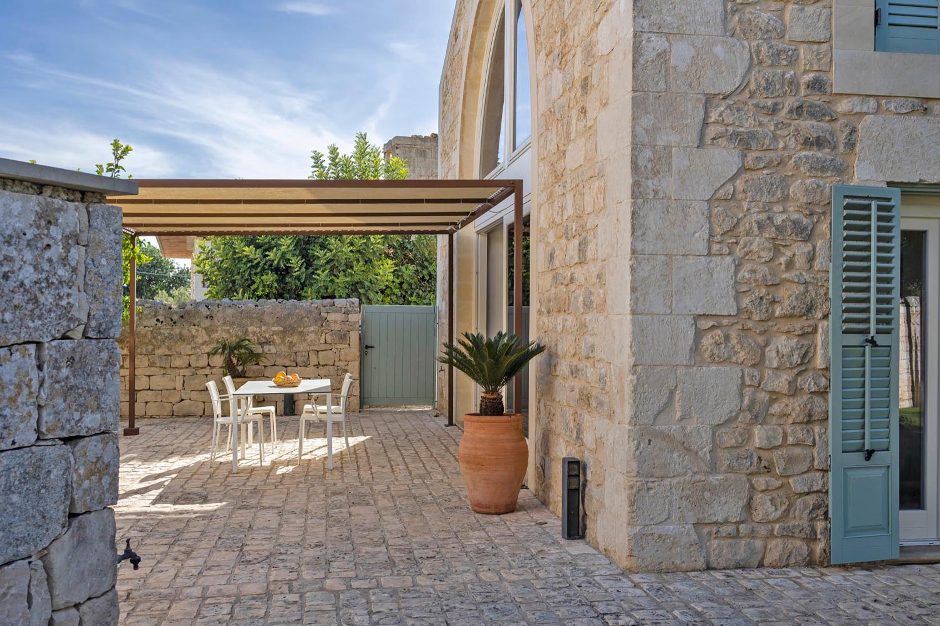 Villa Pruno - Happy Rentals view 4