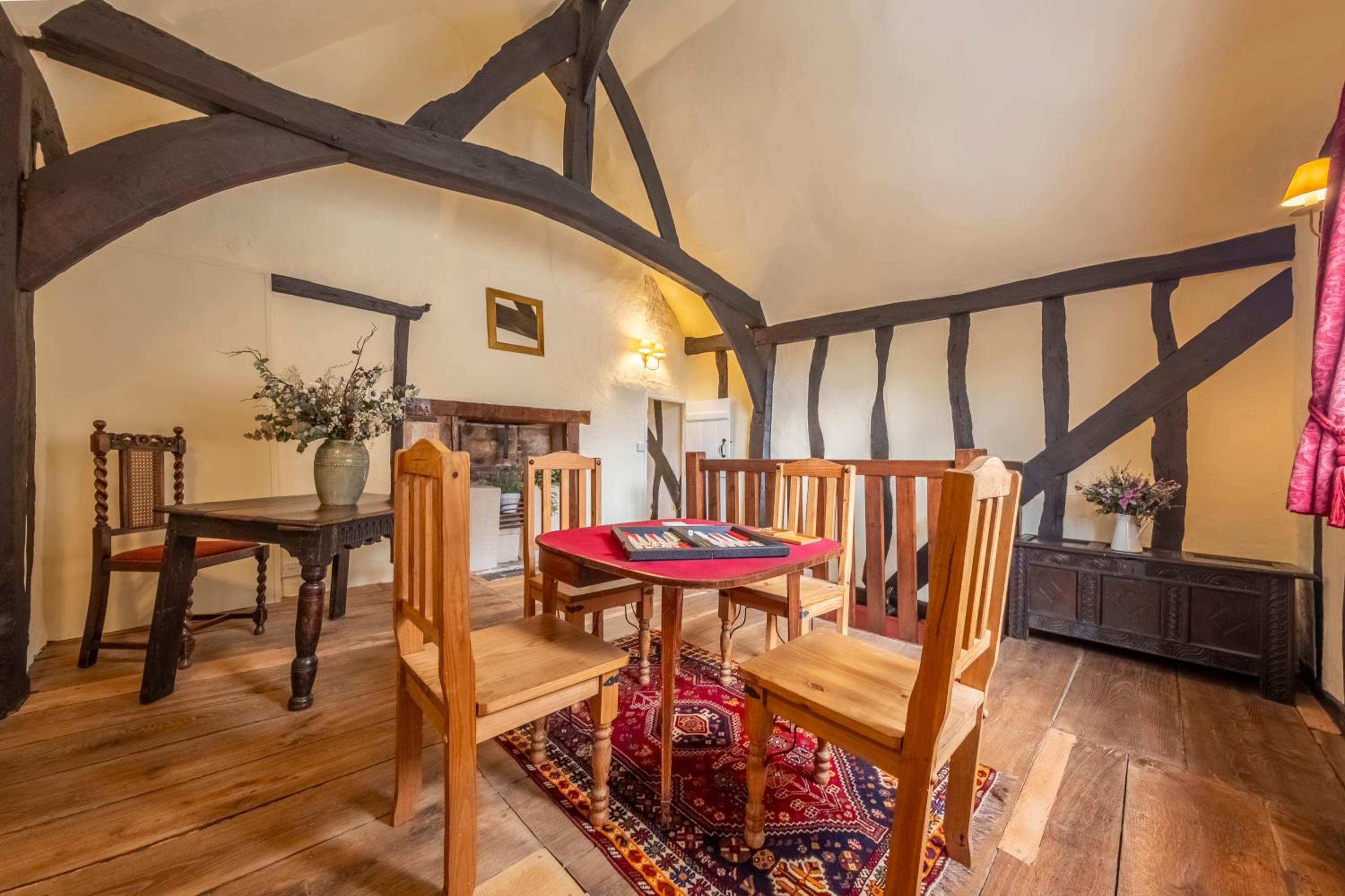 Medieval cottage in rural village - Duke's Lodge view 3