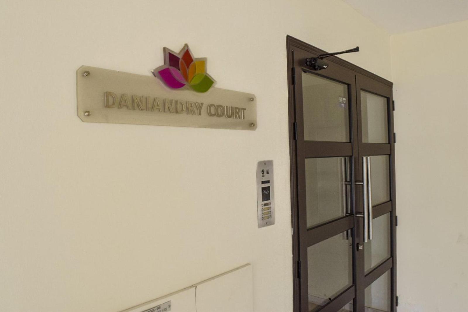 Daniandry Apartment