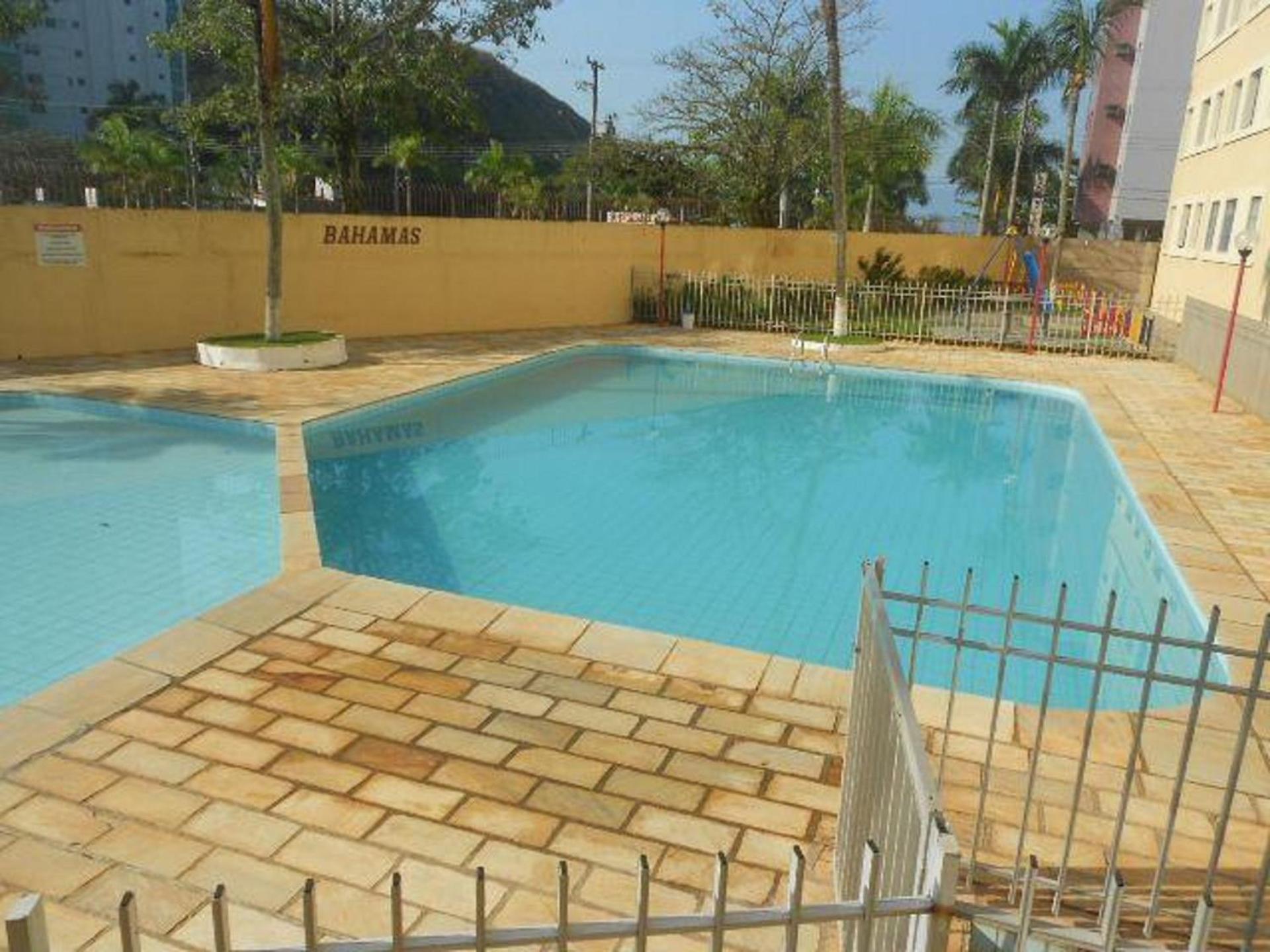 apto. prainha martim de sá 2 dor. pé na areia