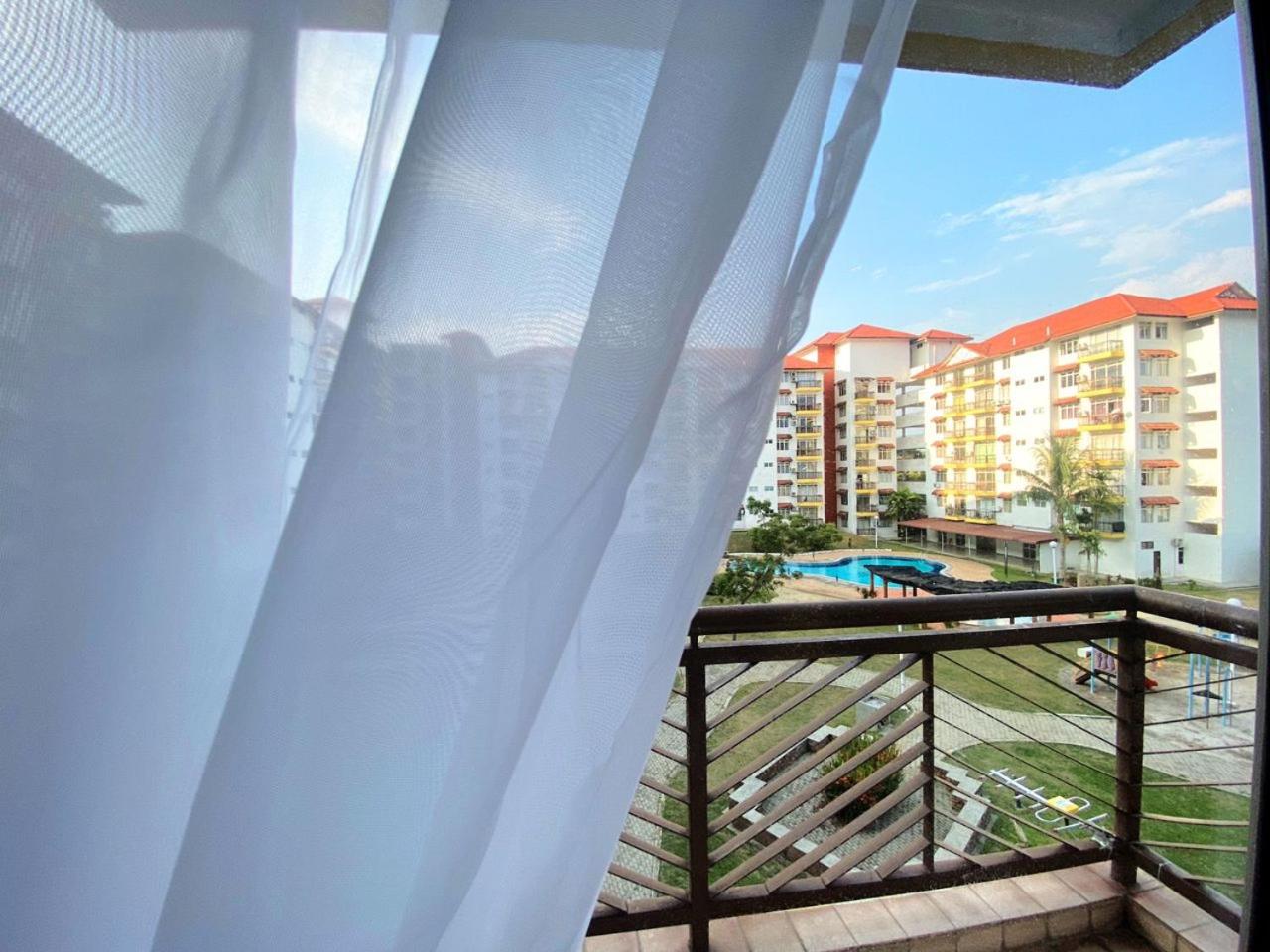 Ennys Homestay Port Dickson 2 Bedroom with pool photo 3