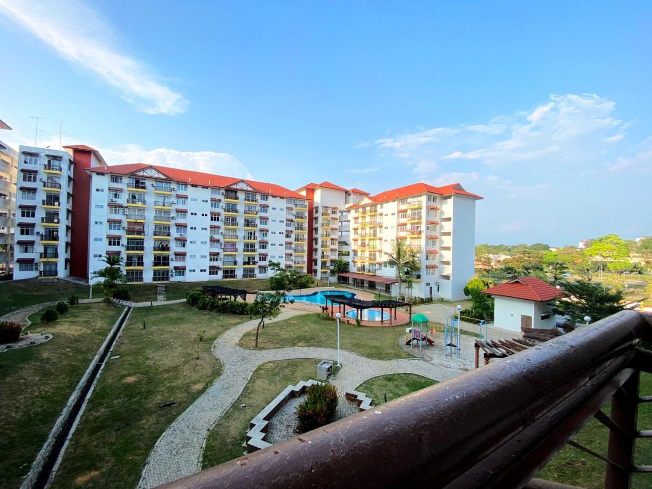 Ennys Homestay Port Dickson 2 Bedroom with pool photo 4