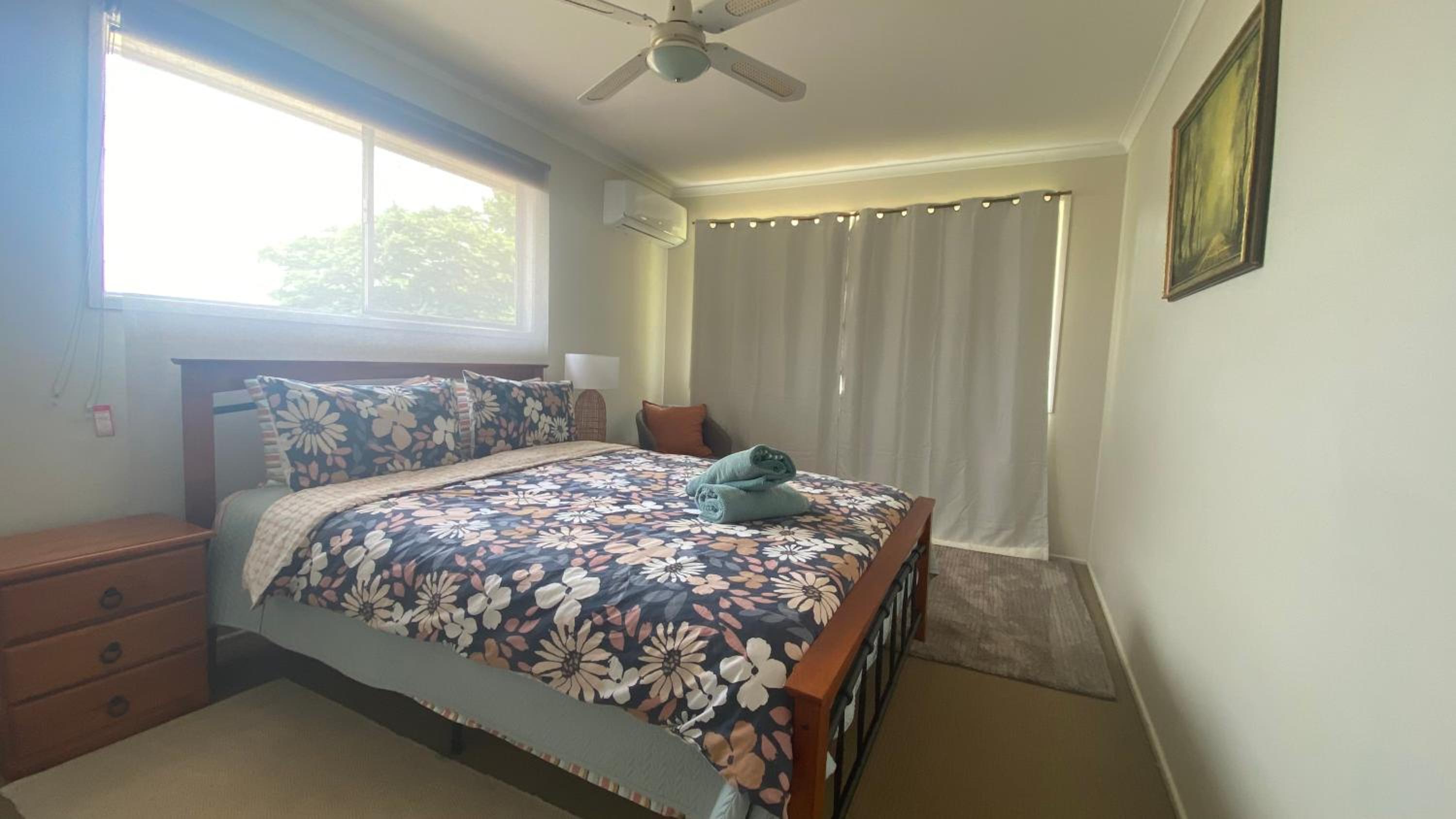 Spacious 4-Bedroom house in a shared property