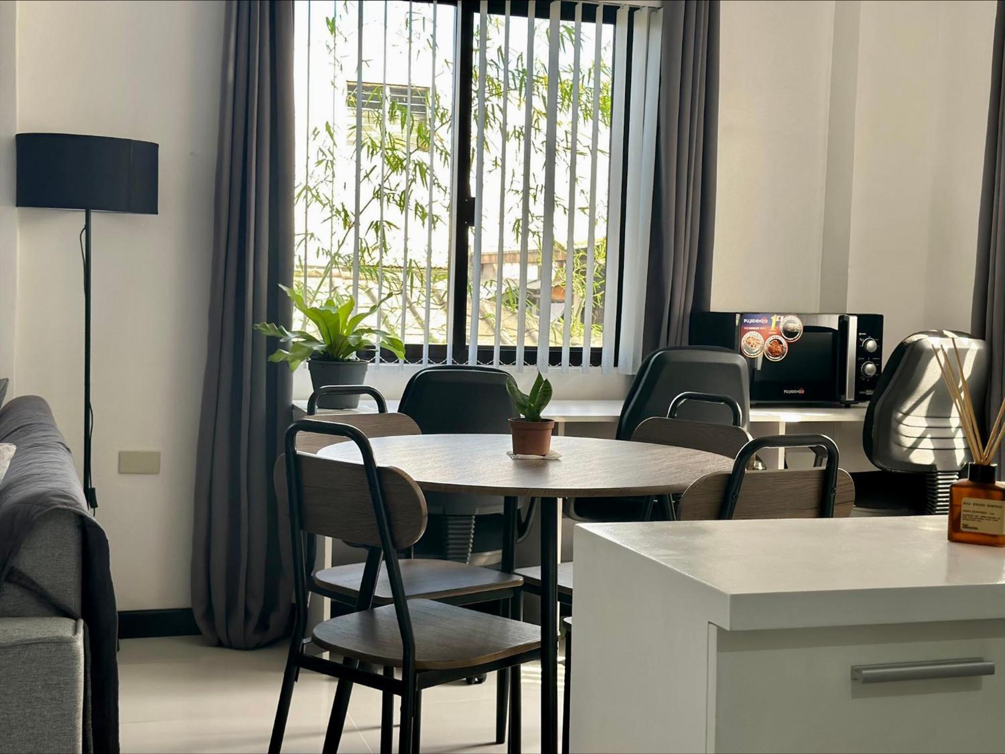 GIA's Place view 4