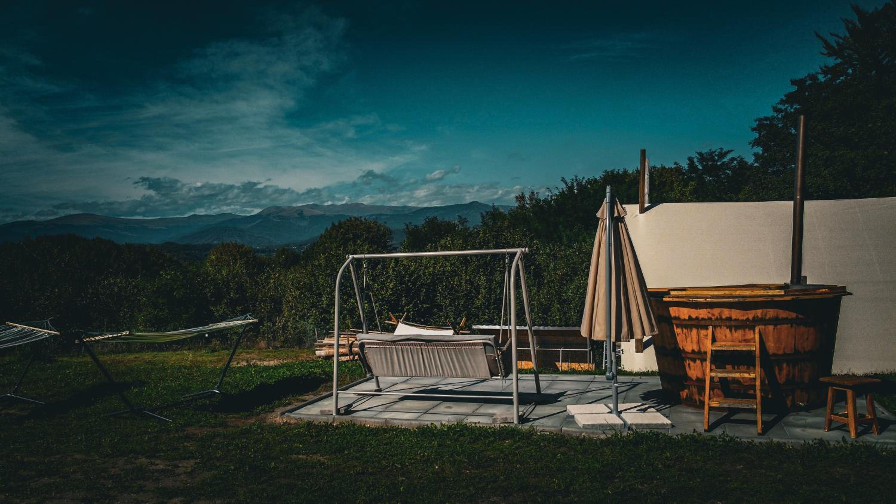 PINIALE GLAMPING TRIB