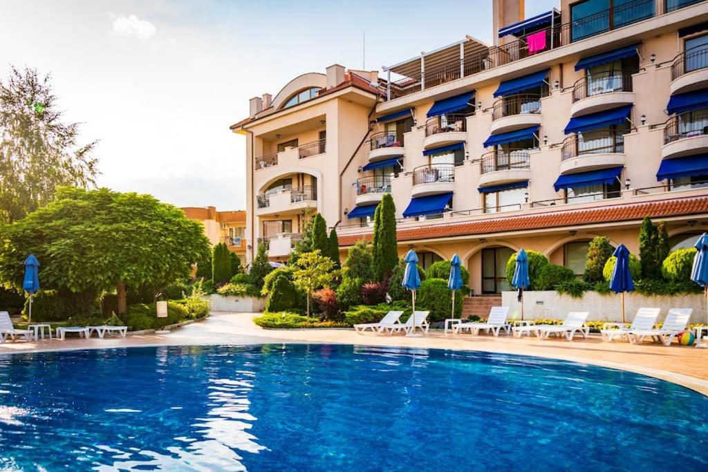 Paradise Corner Topola - 2 bedroom ground floor apartment