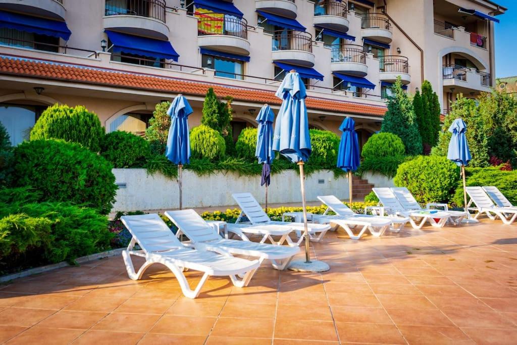 Paradise Corner Topola - 2 bedroom ground floor apartment