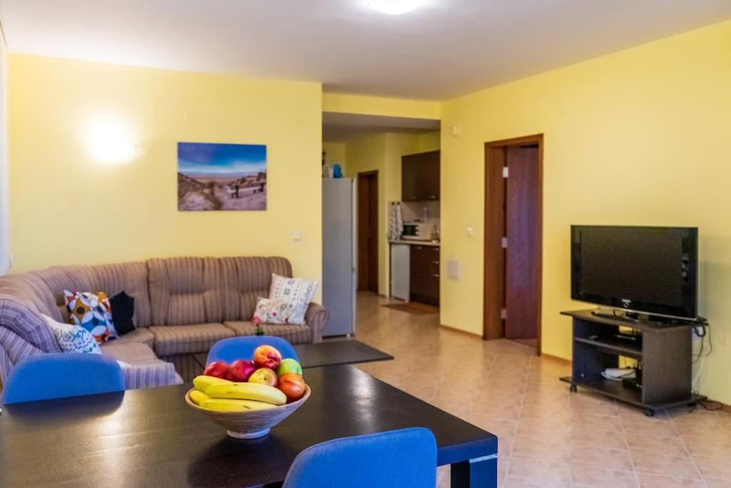 Paradise Corner Topola - 2 bedroom ground floor apartment