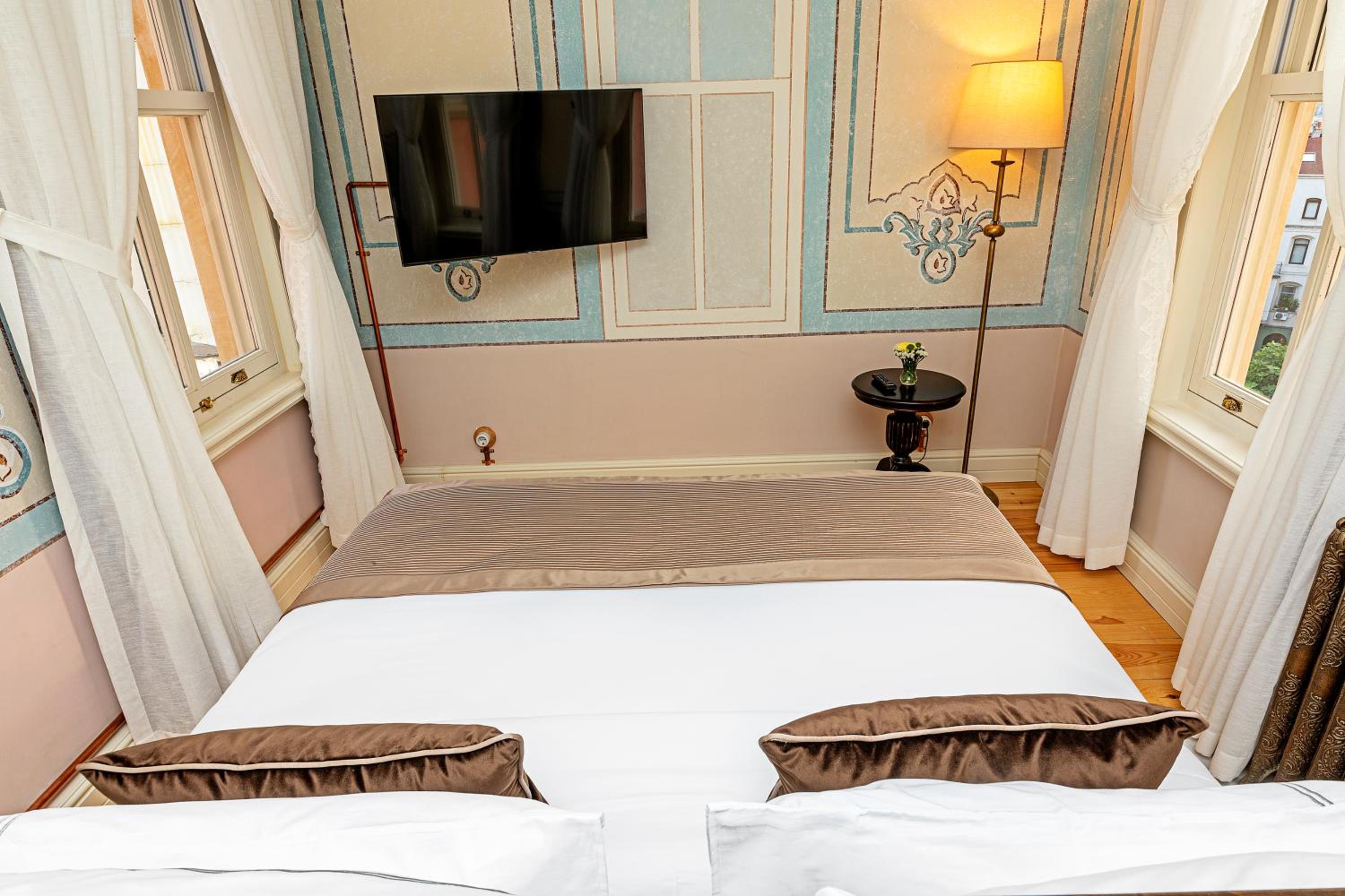 Meroddi Barnathan Hotel - Image 109