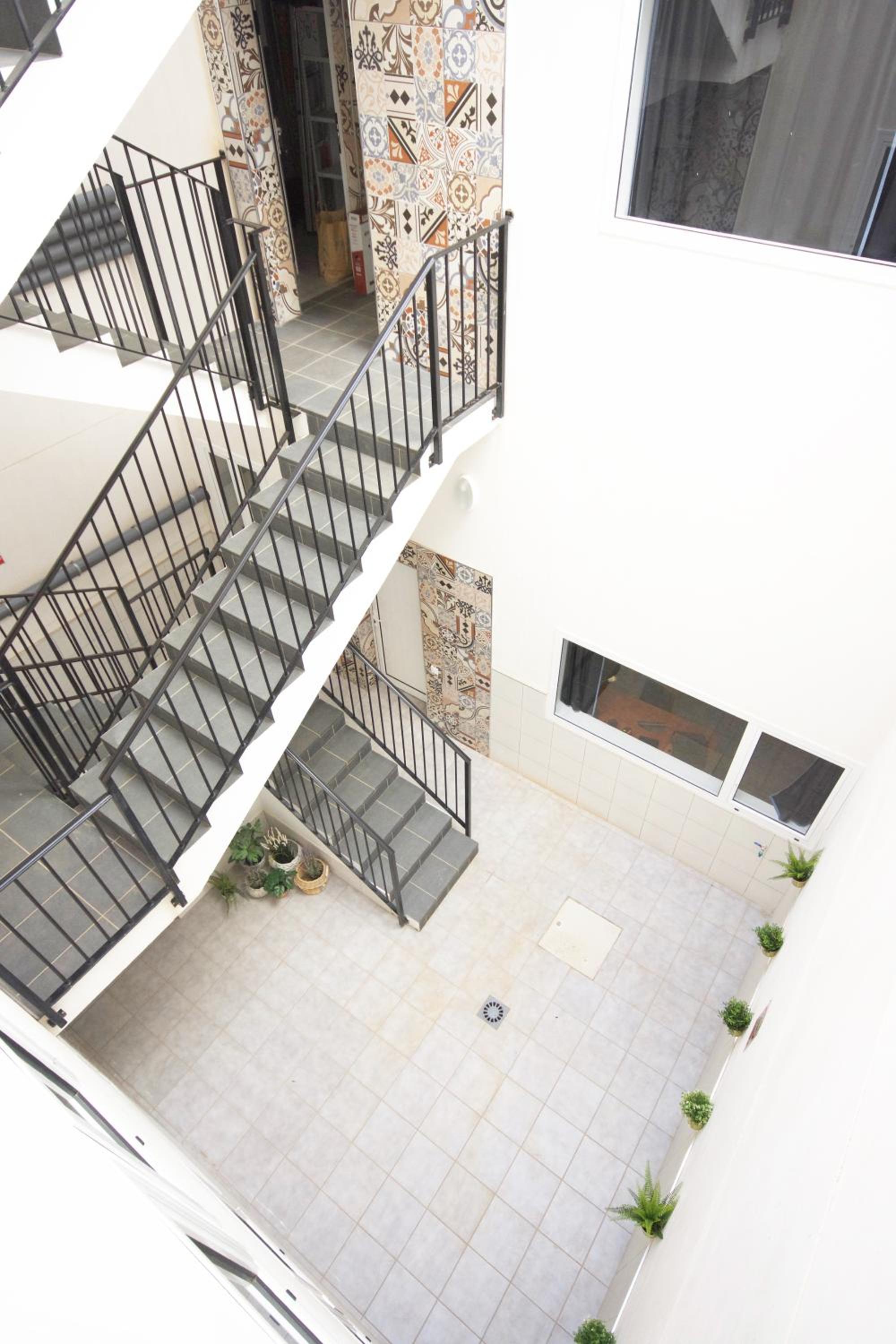 Two bedrooms apartment close to airport