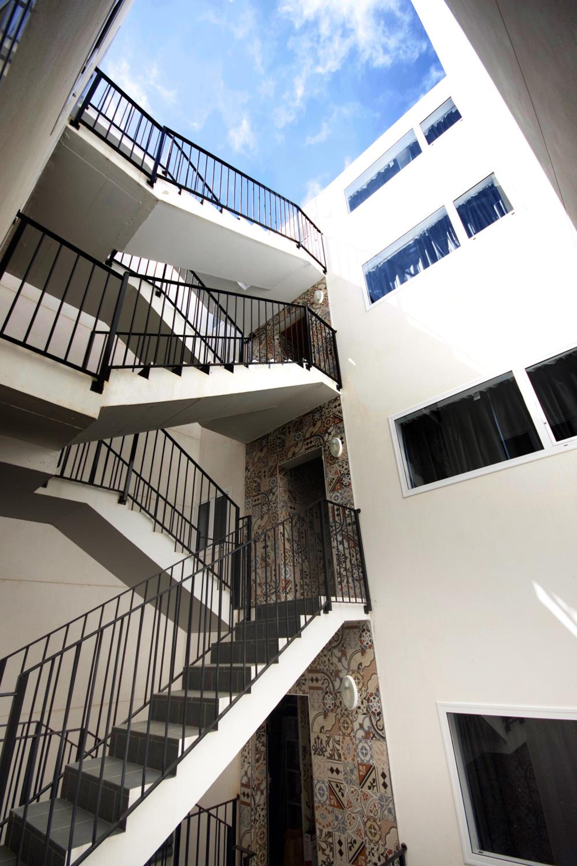 Two bedrooms apartment close to airport