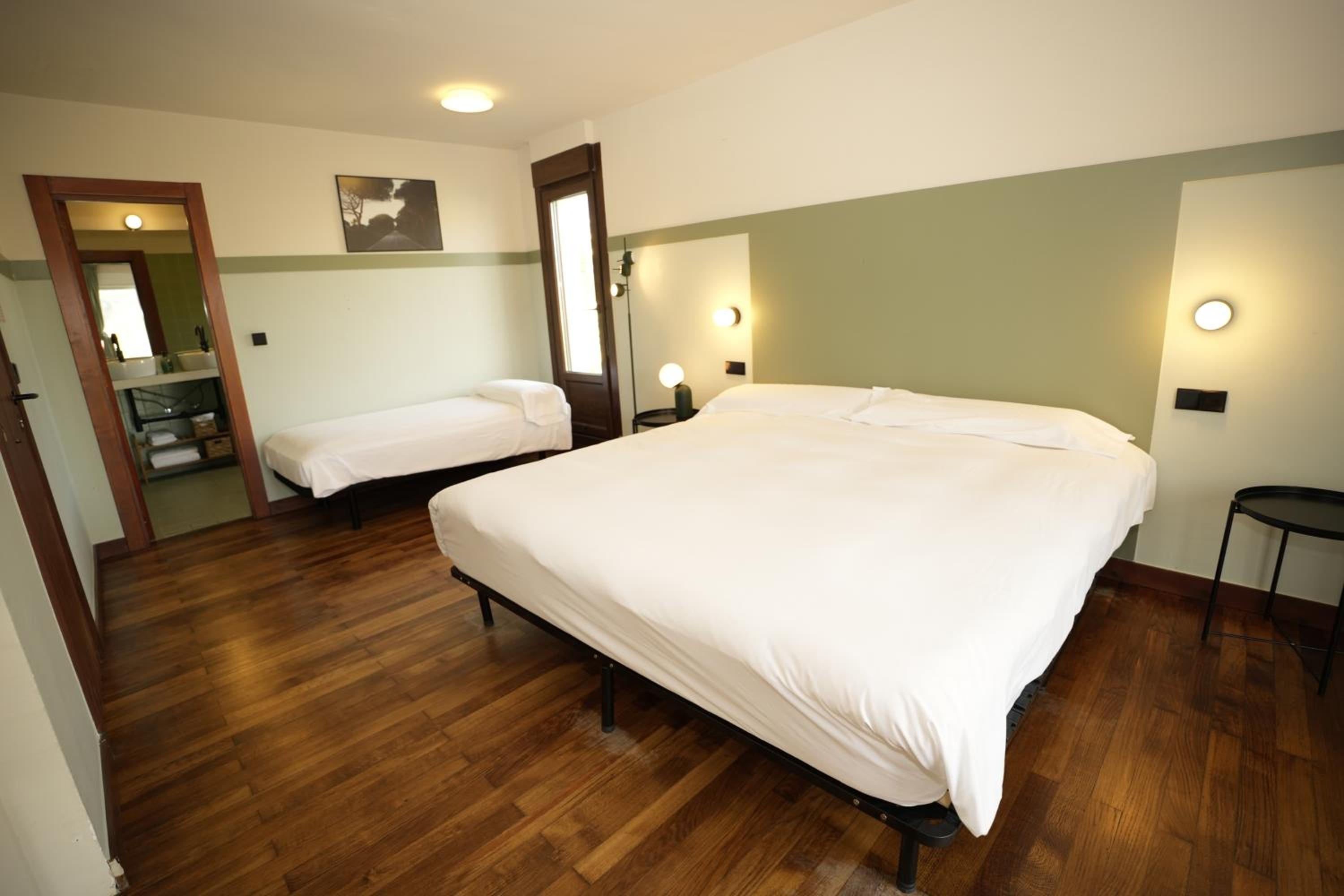 Keyser Rooms