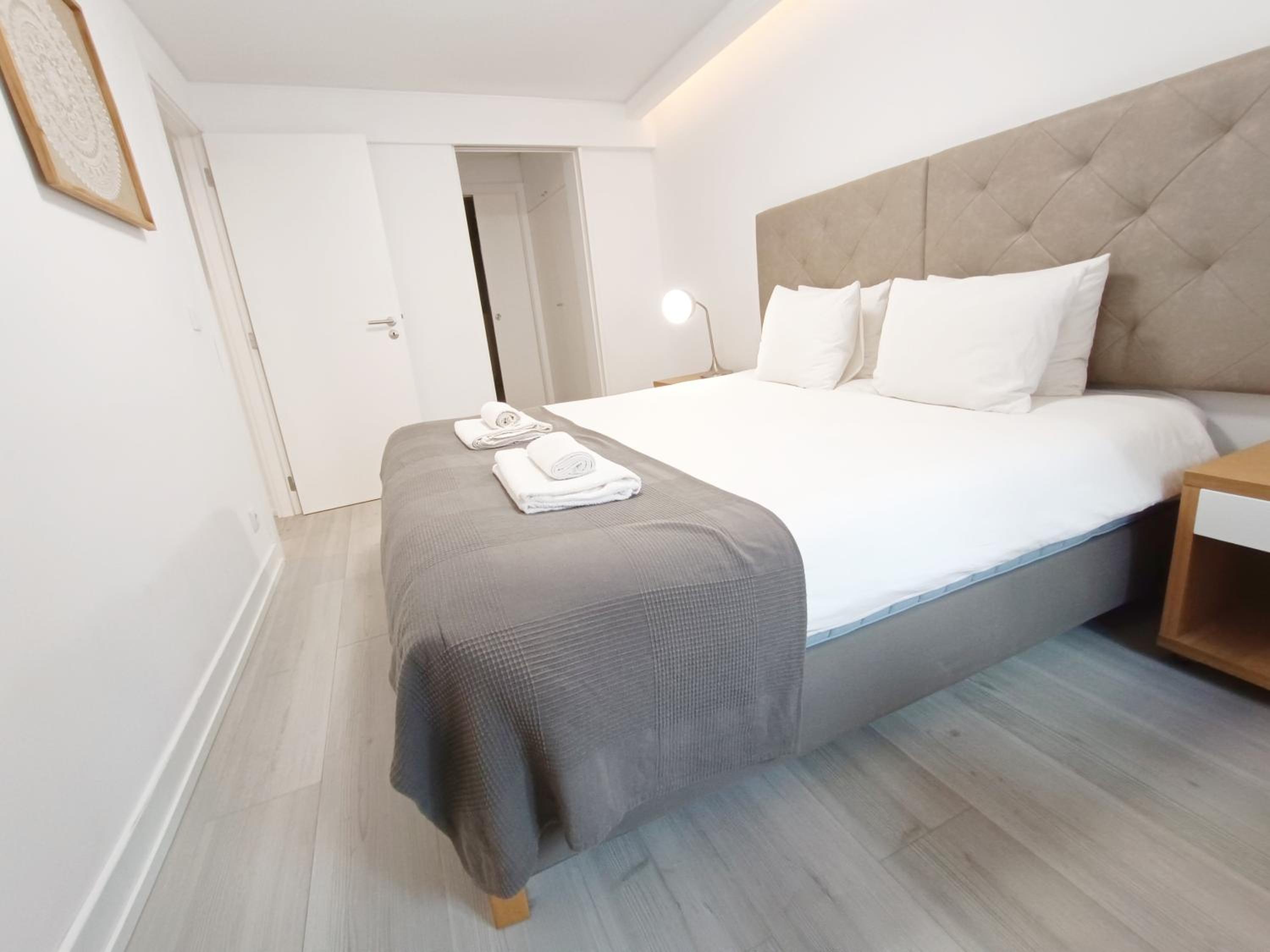 Cozy Lapa Retreat 2BR 2BA Ideal for Couples