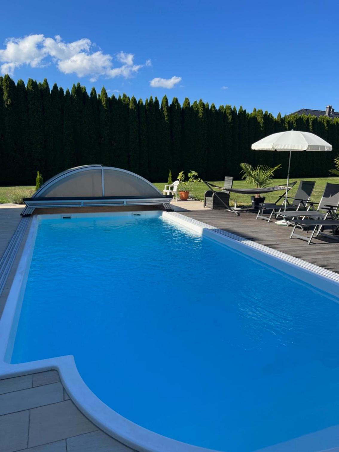 IV Gemütliche Ferienwohnung in Pool-Position