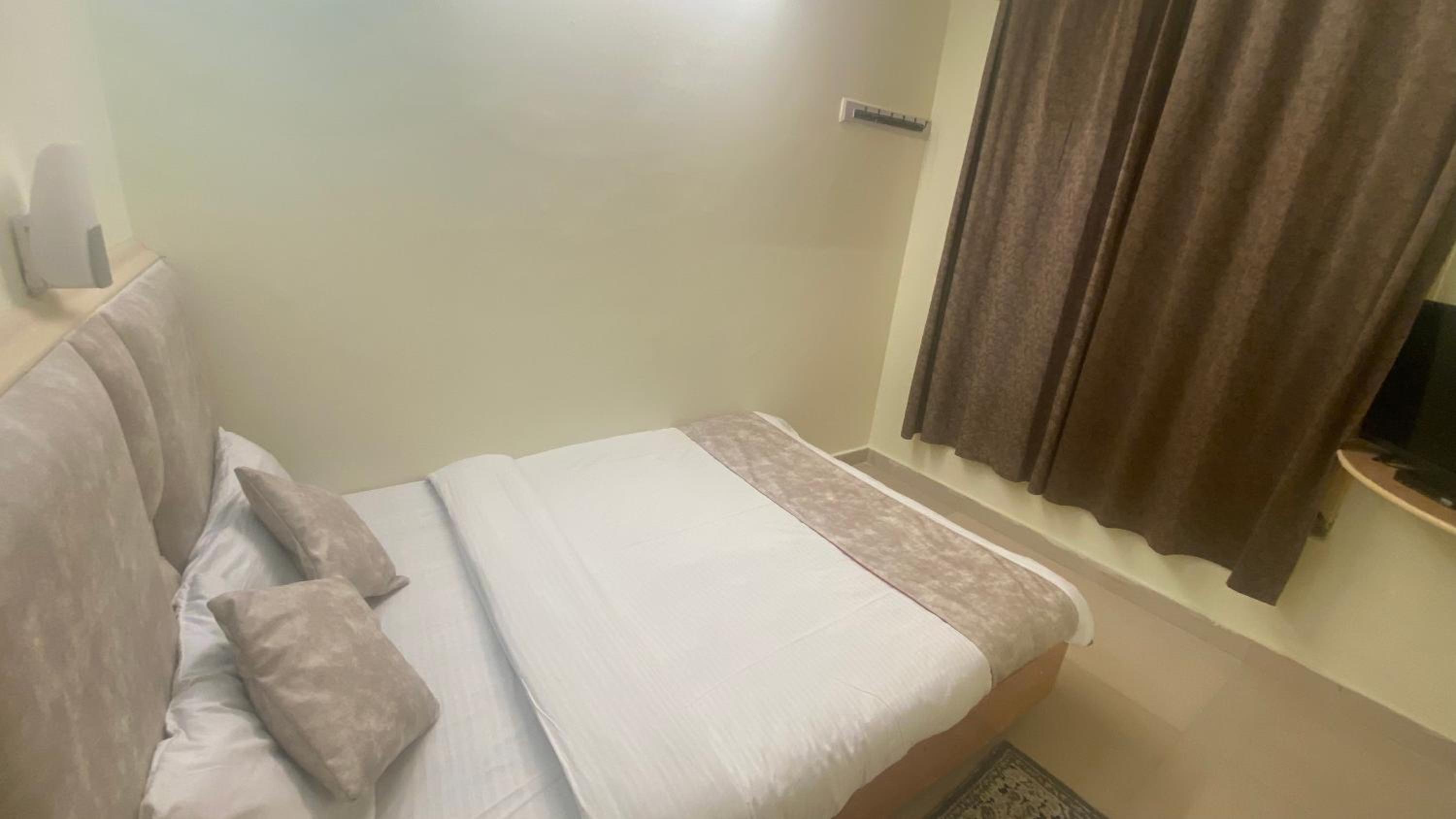 Hotel Himalayan Meadows view 2