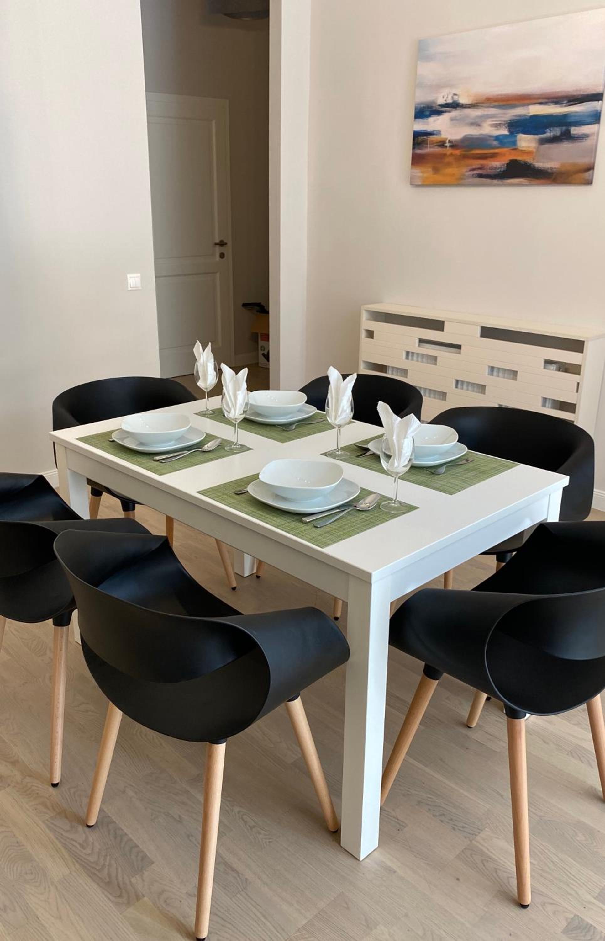 Modern Apartment near the river view 5