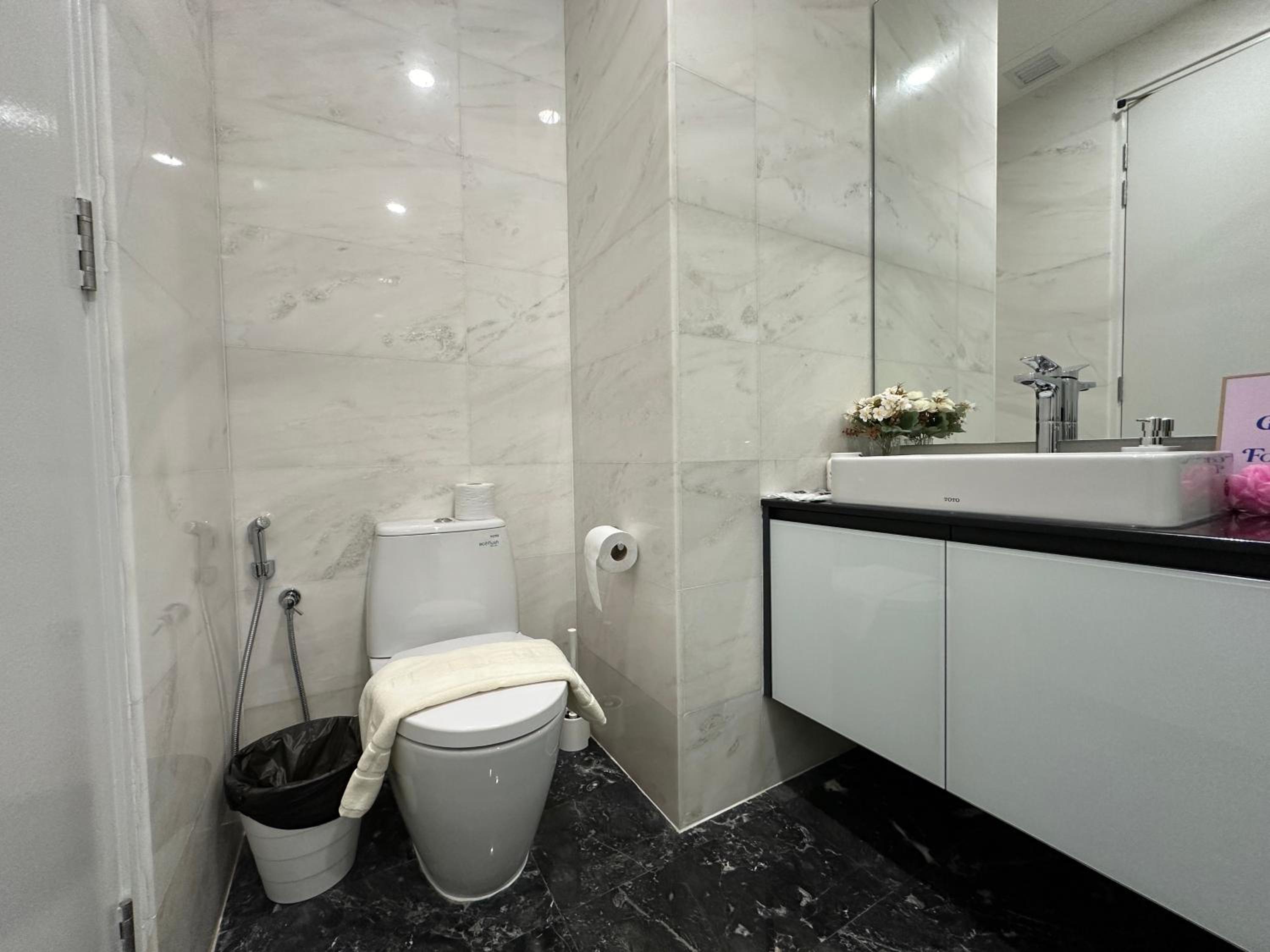 Royce Residences by Romeo Bnb