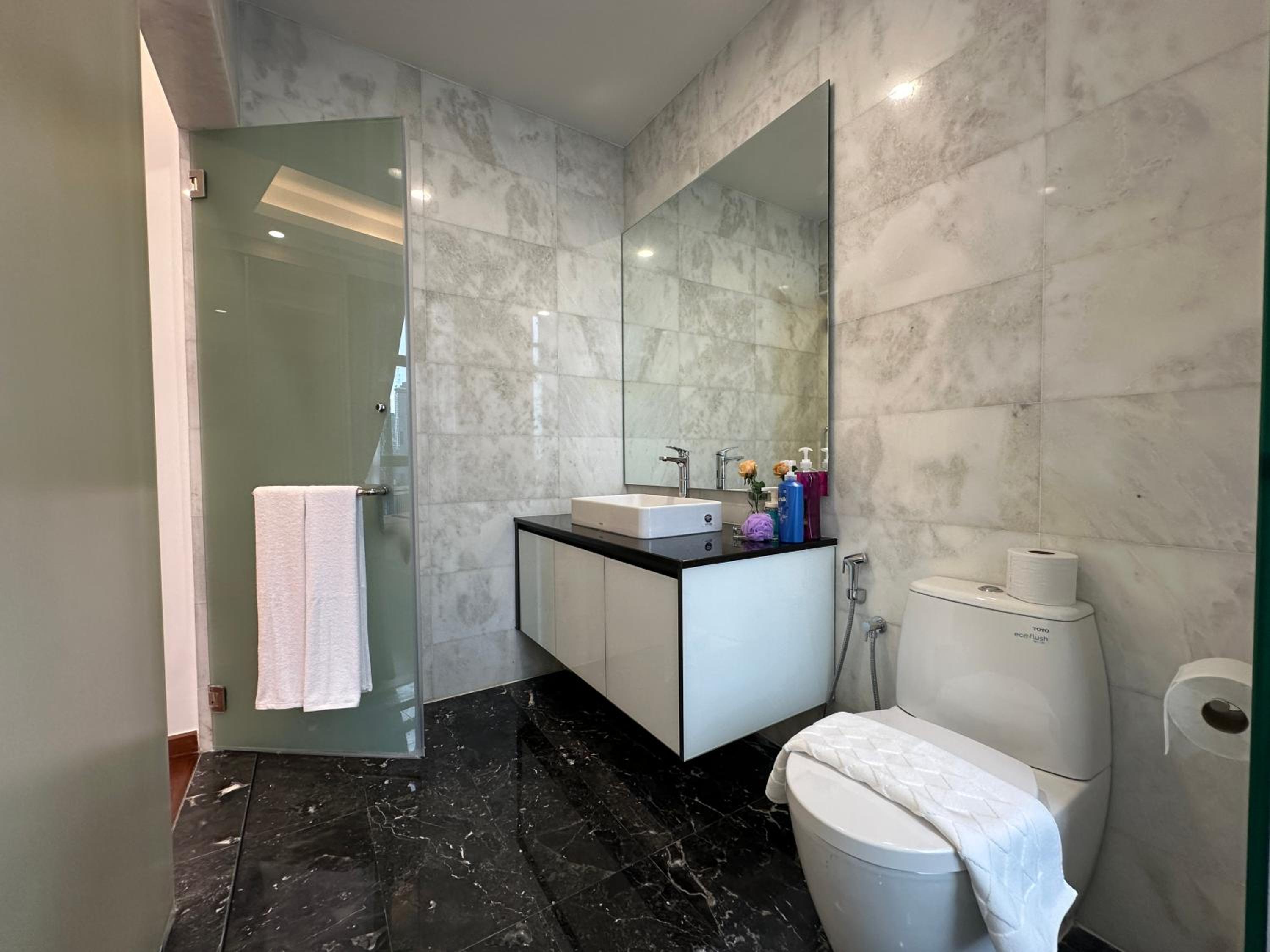 Royce Residences by Romeo Bnb