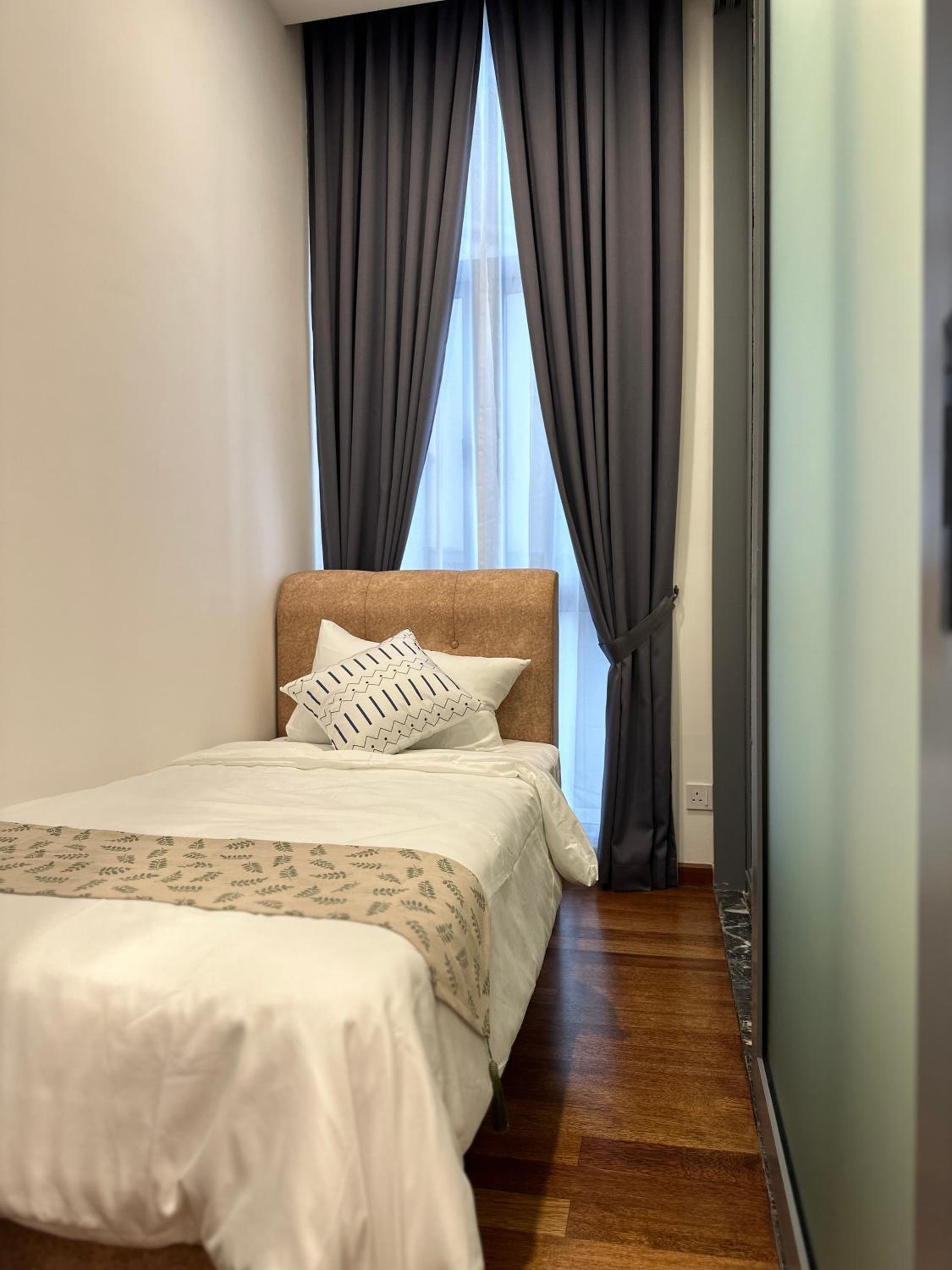 Royce Residences by Romeo Bnb
