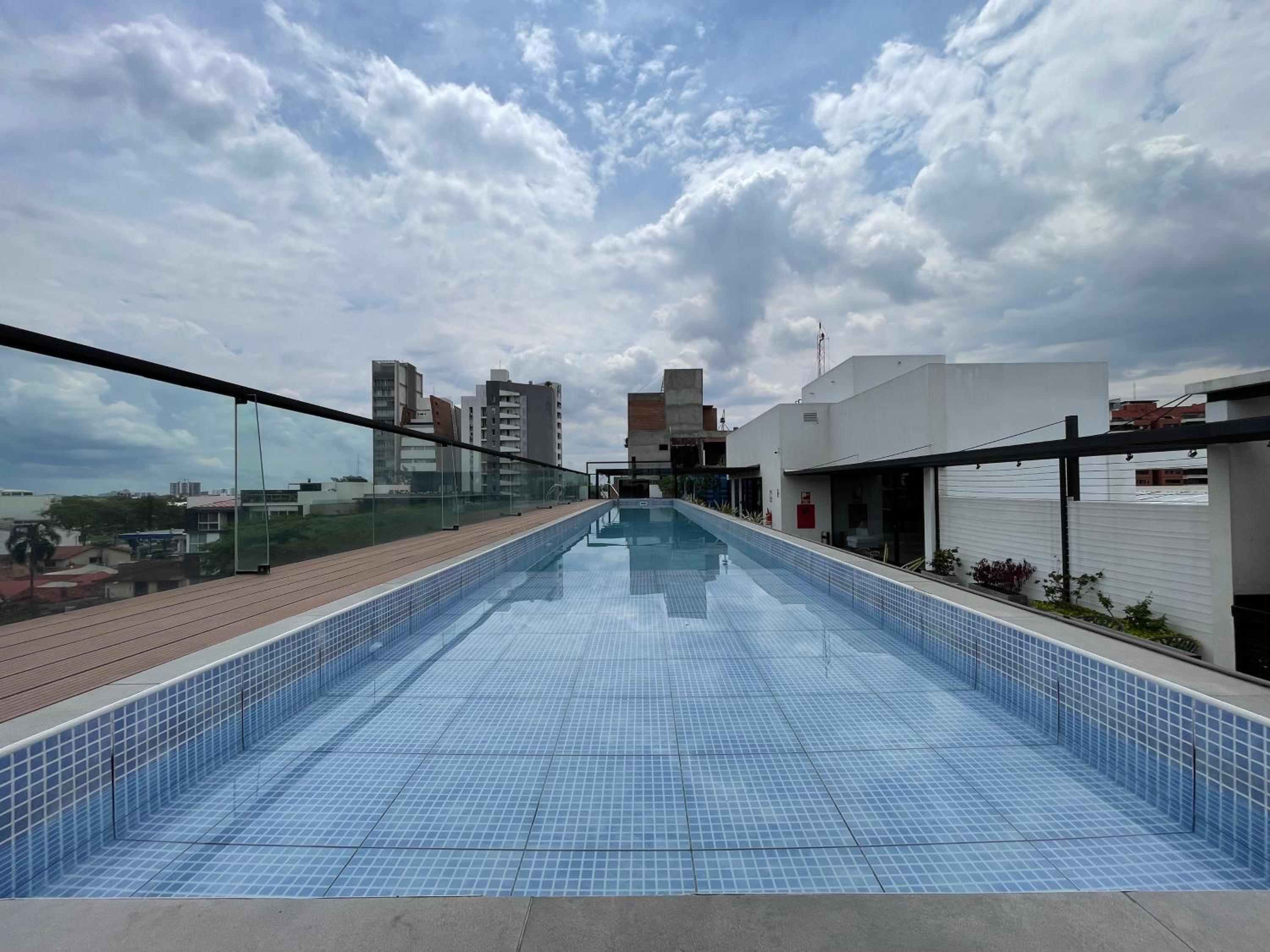 ¡ACOGEDOR DEPTO. DE 2 DORMITORIOS CON PISCINA!