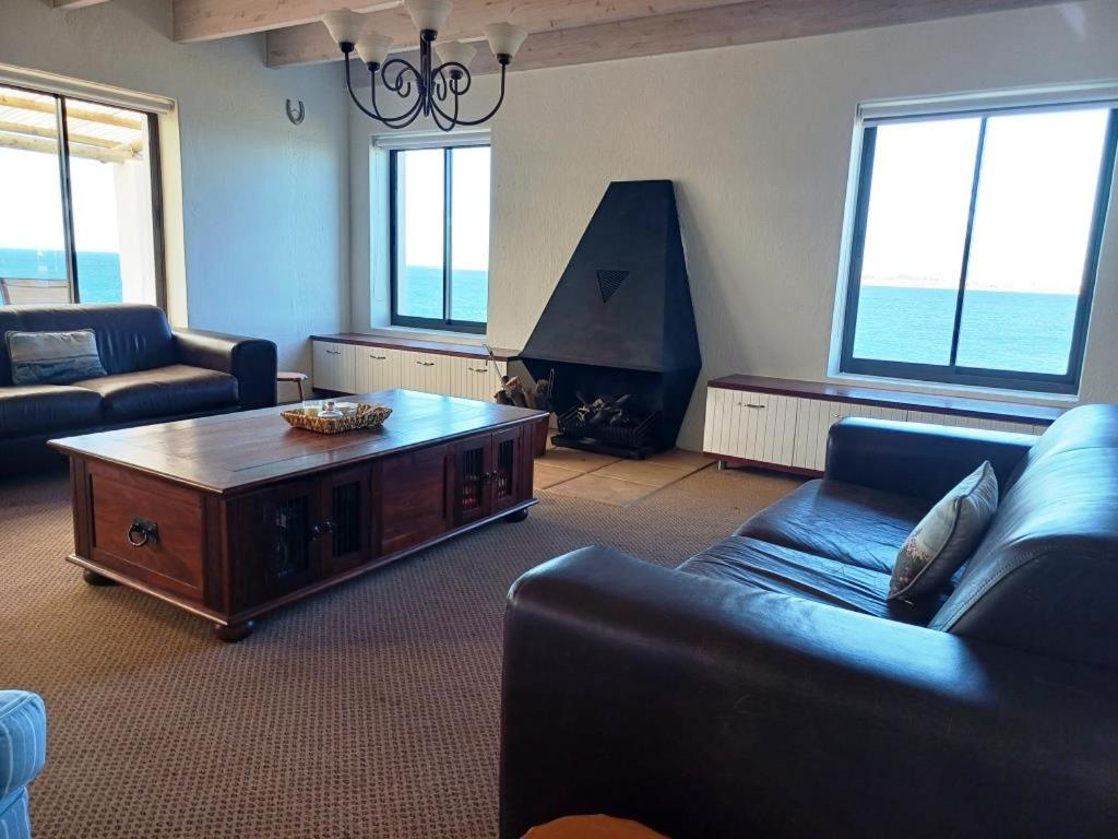 Whale Watch Cottage
