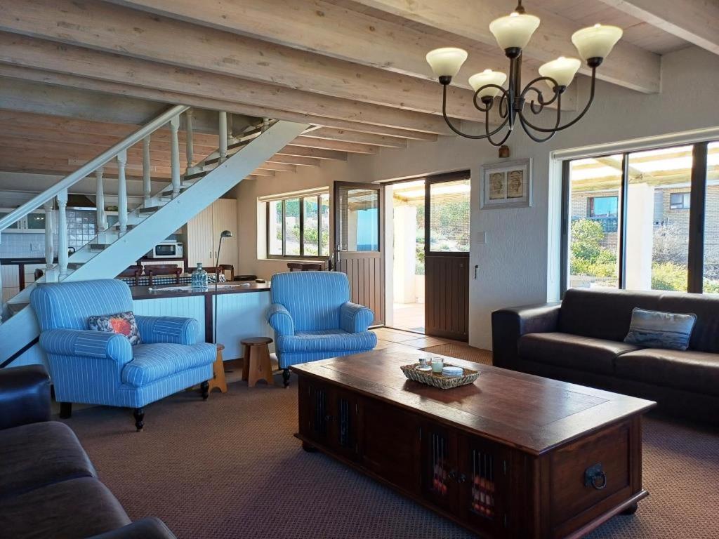 Whale Watch Cottage