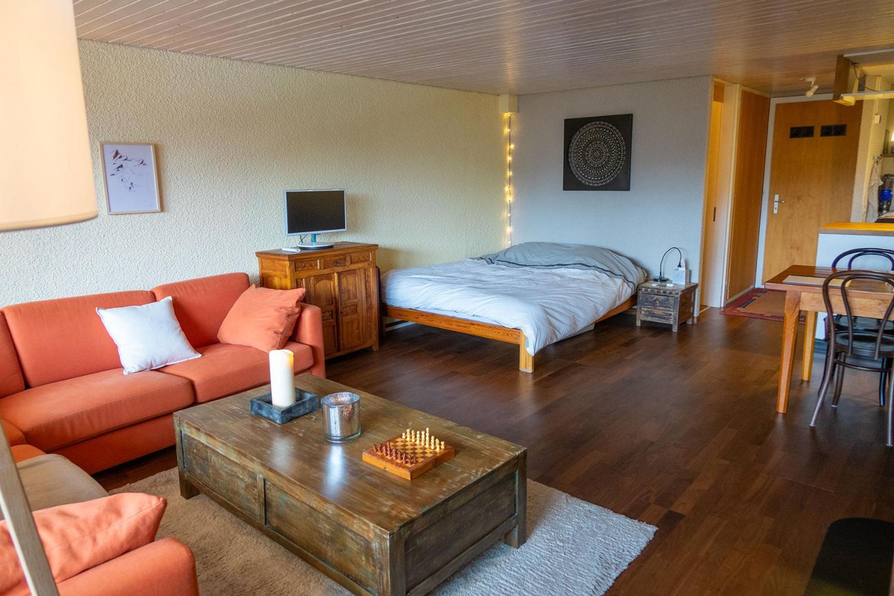Cosy studio on the ski slopes