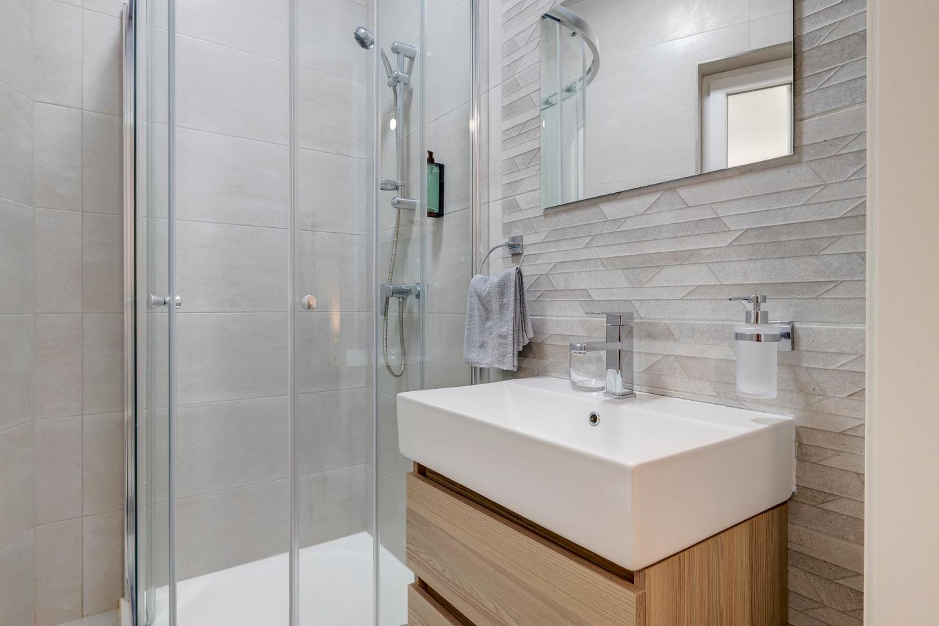 Salmar Court Holiday Apartments with Pool by Buena Vista