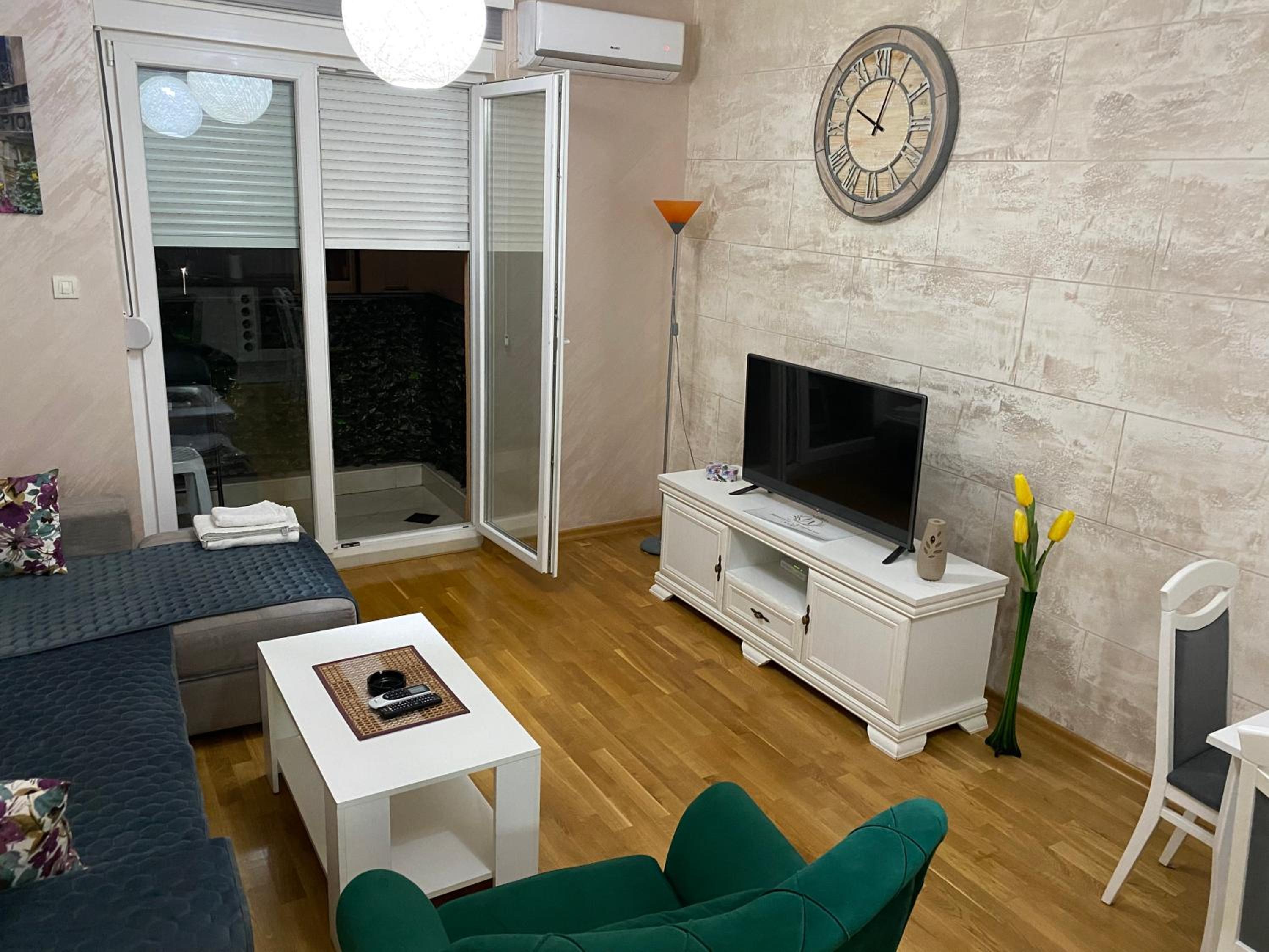 Impressive Apartment view 5