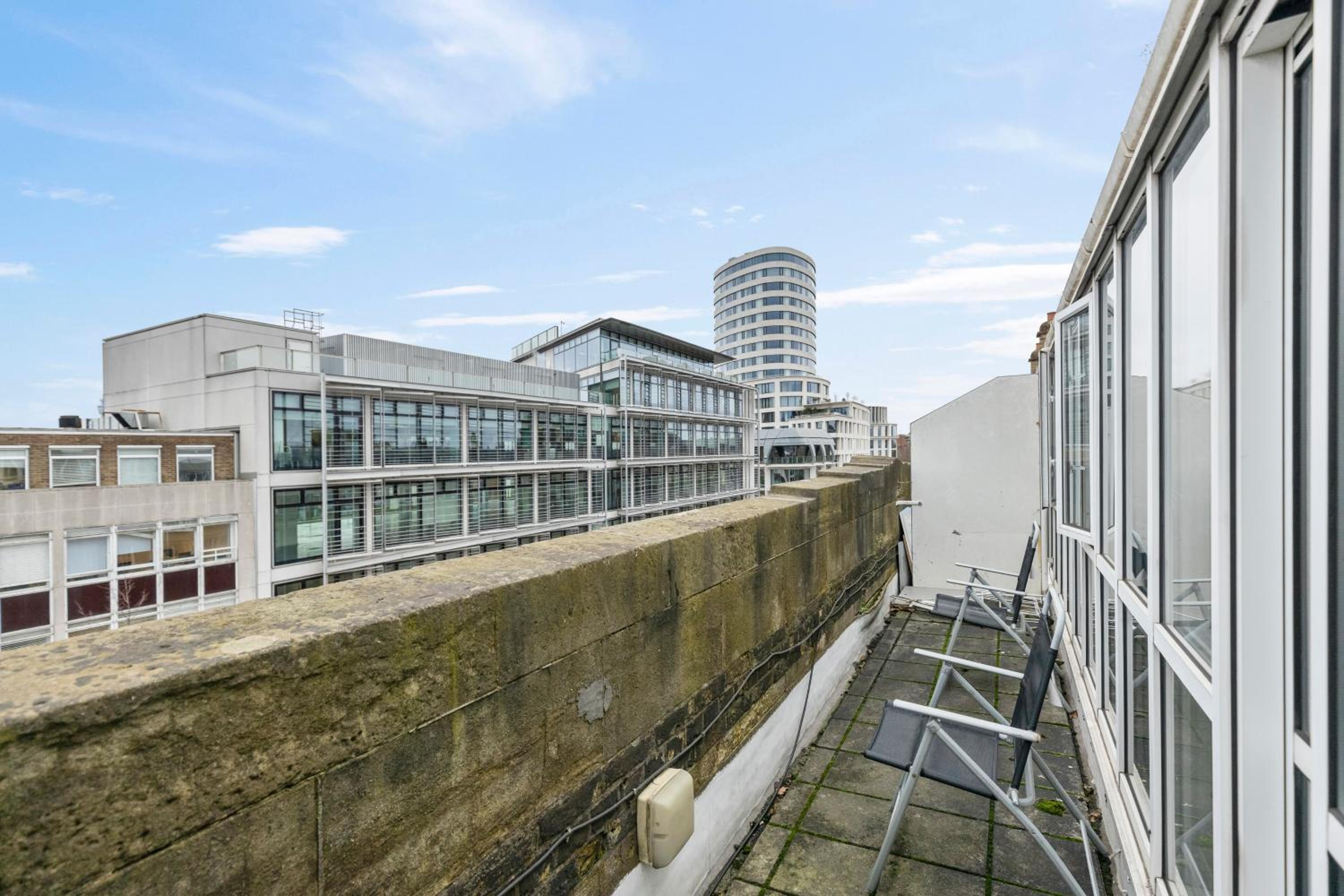 Luxurious 2-Bedroom Penthouse In Marble Arch -65GC